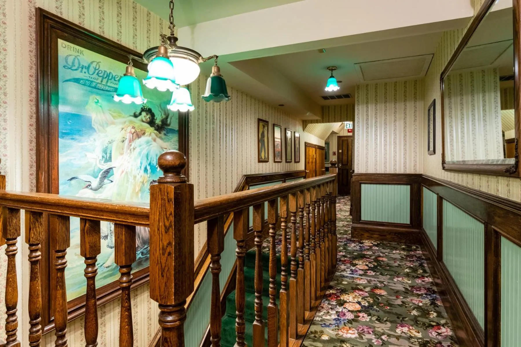 Saddleback Inn at Lake Arrowhead