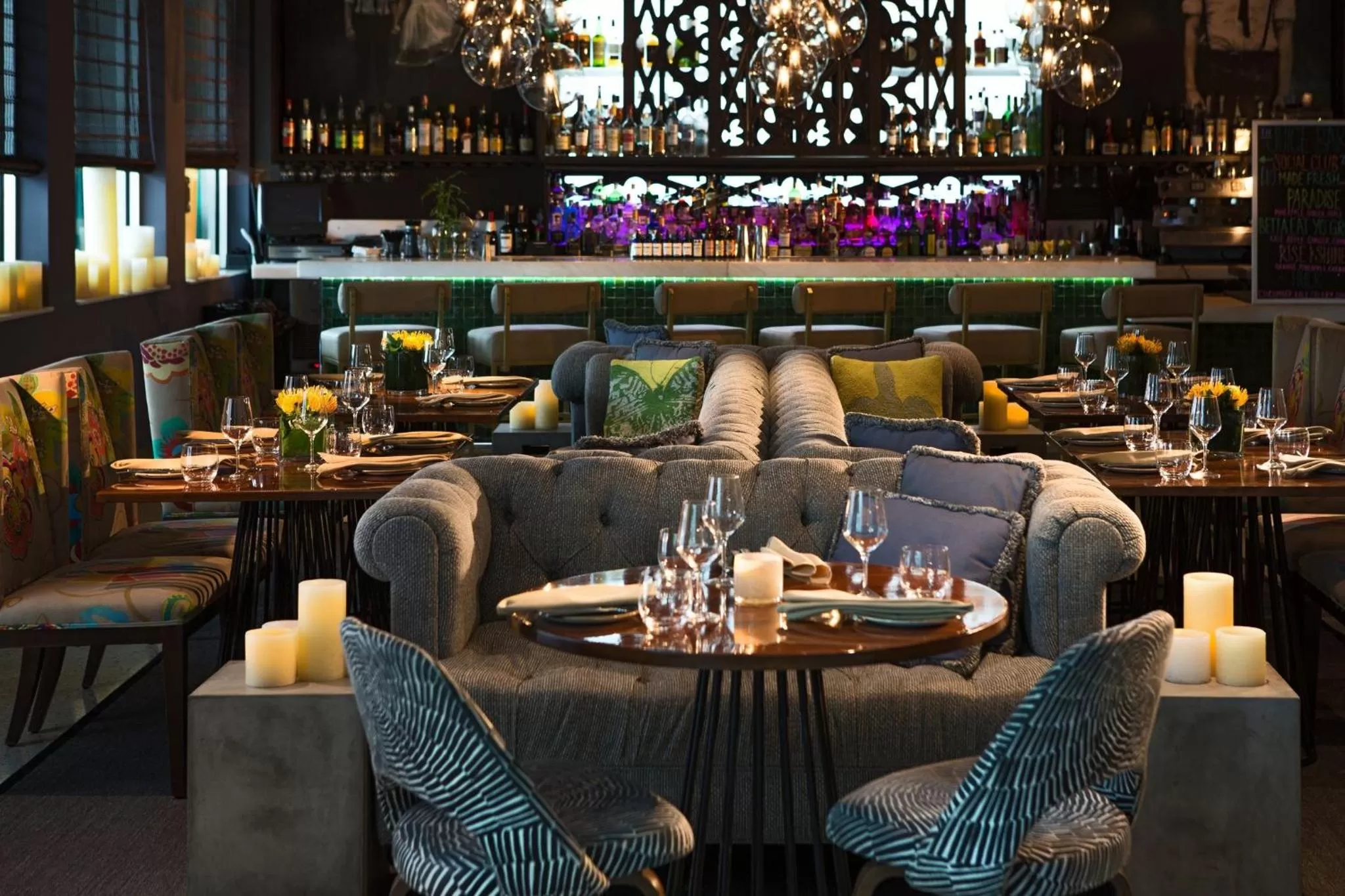 Restaurant/places to eat in Kimpton Surfcomber Hotel by IHG