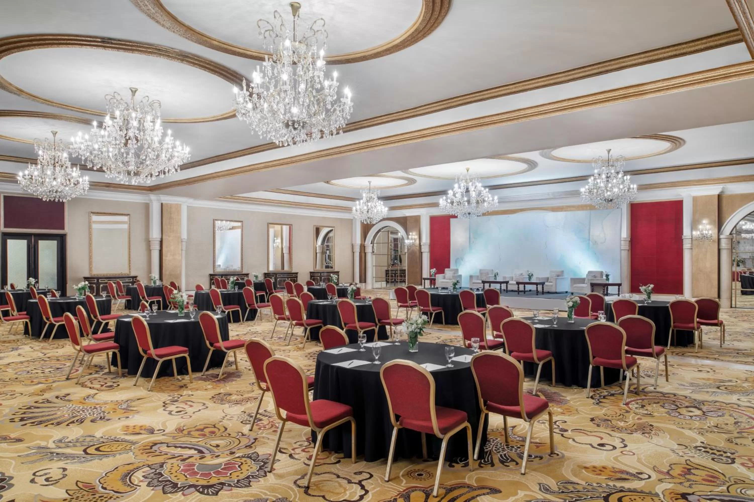 Banquet/Function facilities in Mövenpick Hotel Karachi