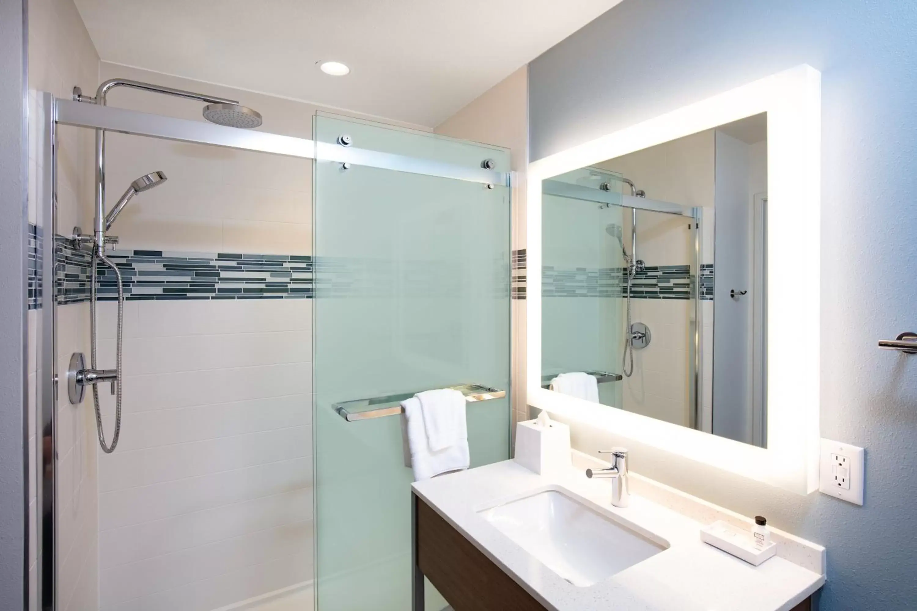 King Suite in EVEN Hotels Denver Tech Center-Englewood by IHG King Suite in EVEN Hotels Denver Tech Center-Englewood by IHG