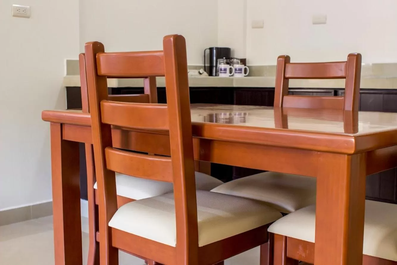 Kitchen or kitchenette, Bed in Gran Hotel Residencial Galerias