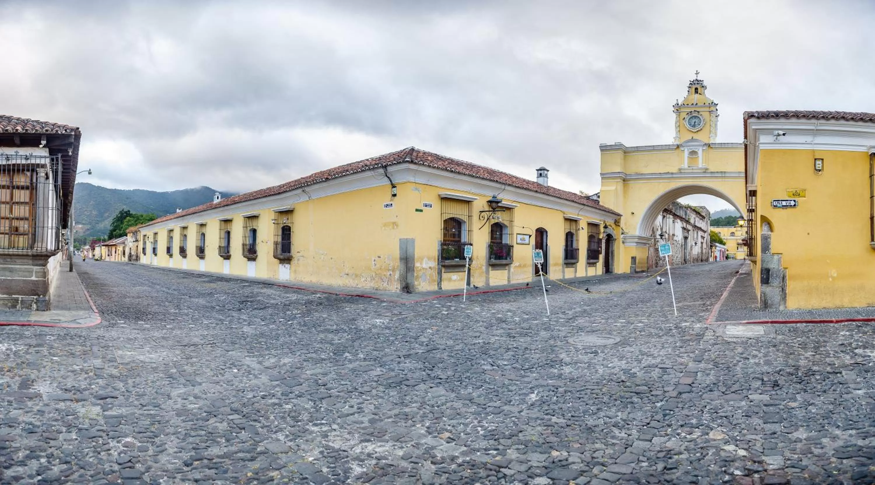 Property building in Hotel Convento Santa Catalina by AHS