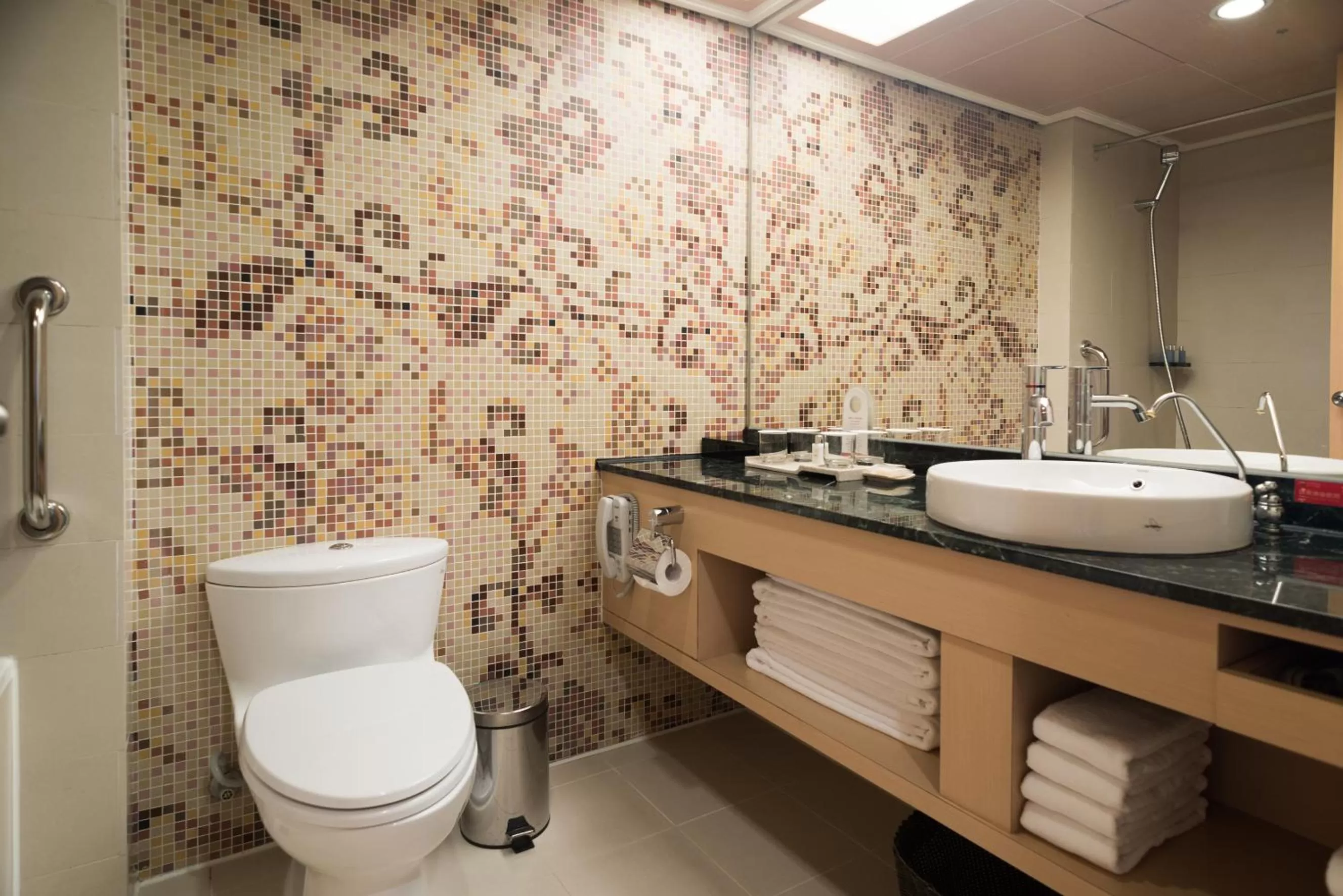 Bathroom in Chateau de Chine Hotel Hualien