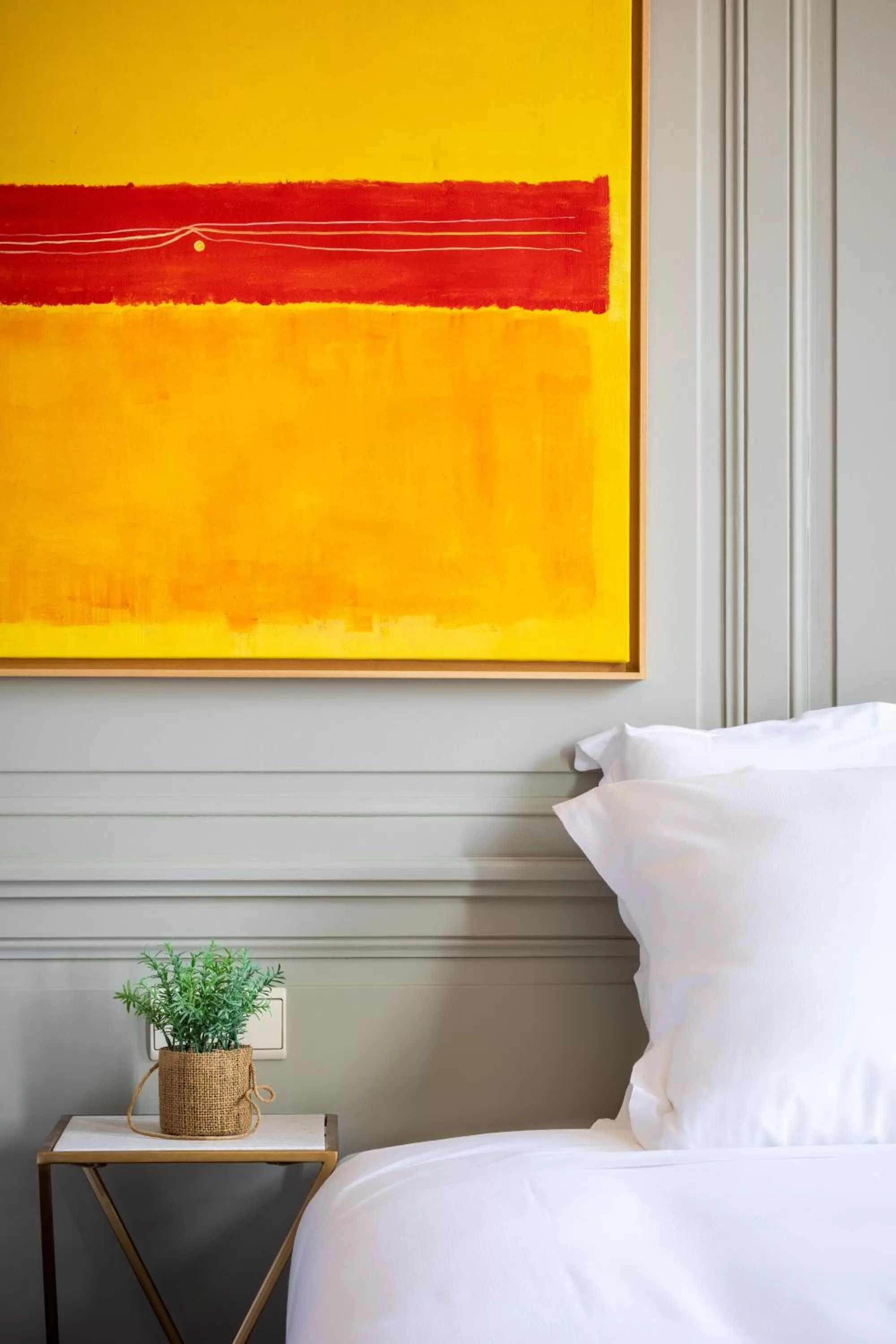 Bed in Hotel Augustyn Brugge