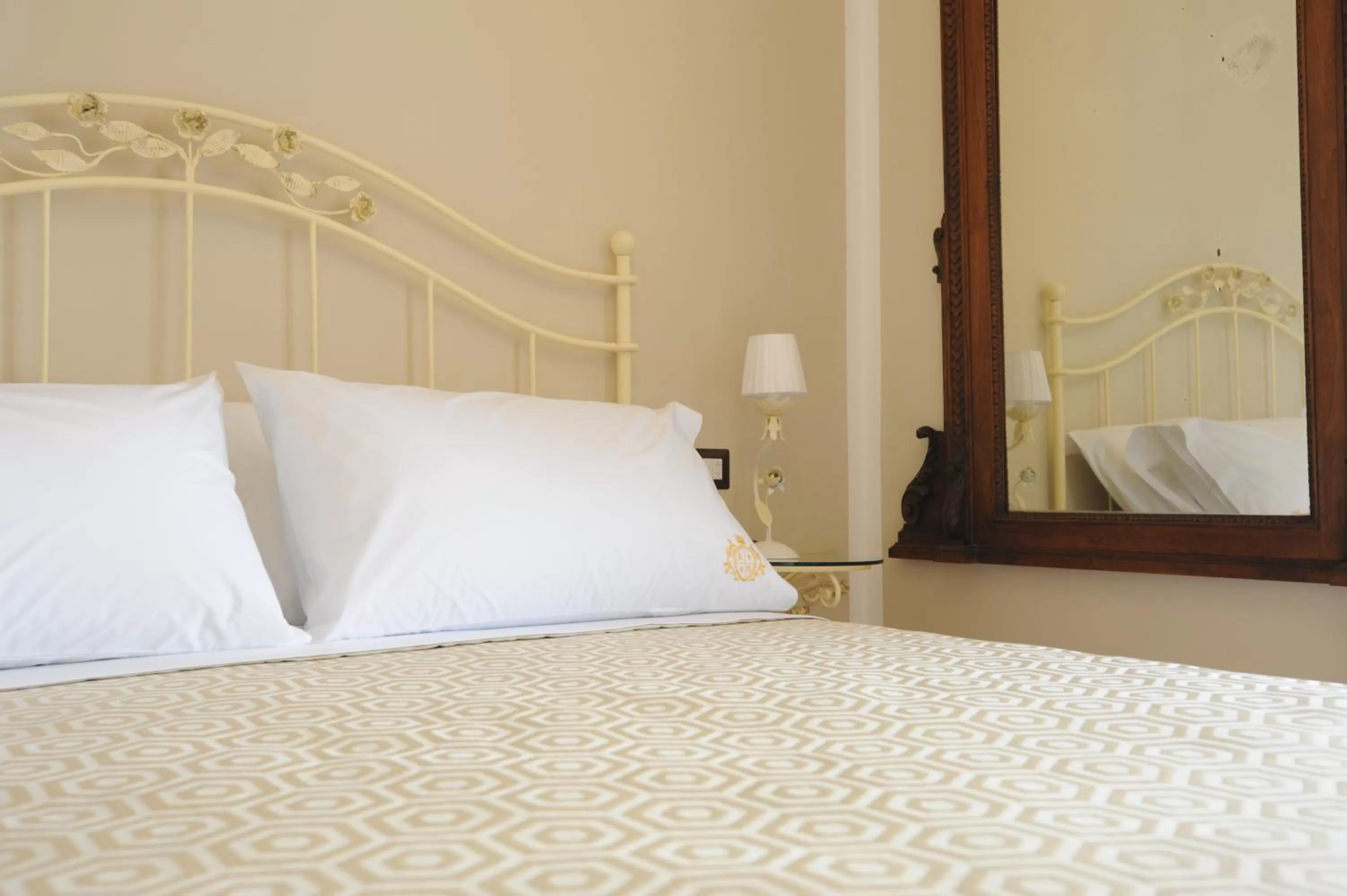 Bed in Residenza Borbonica