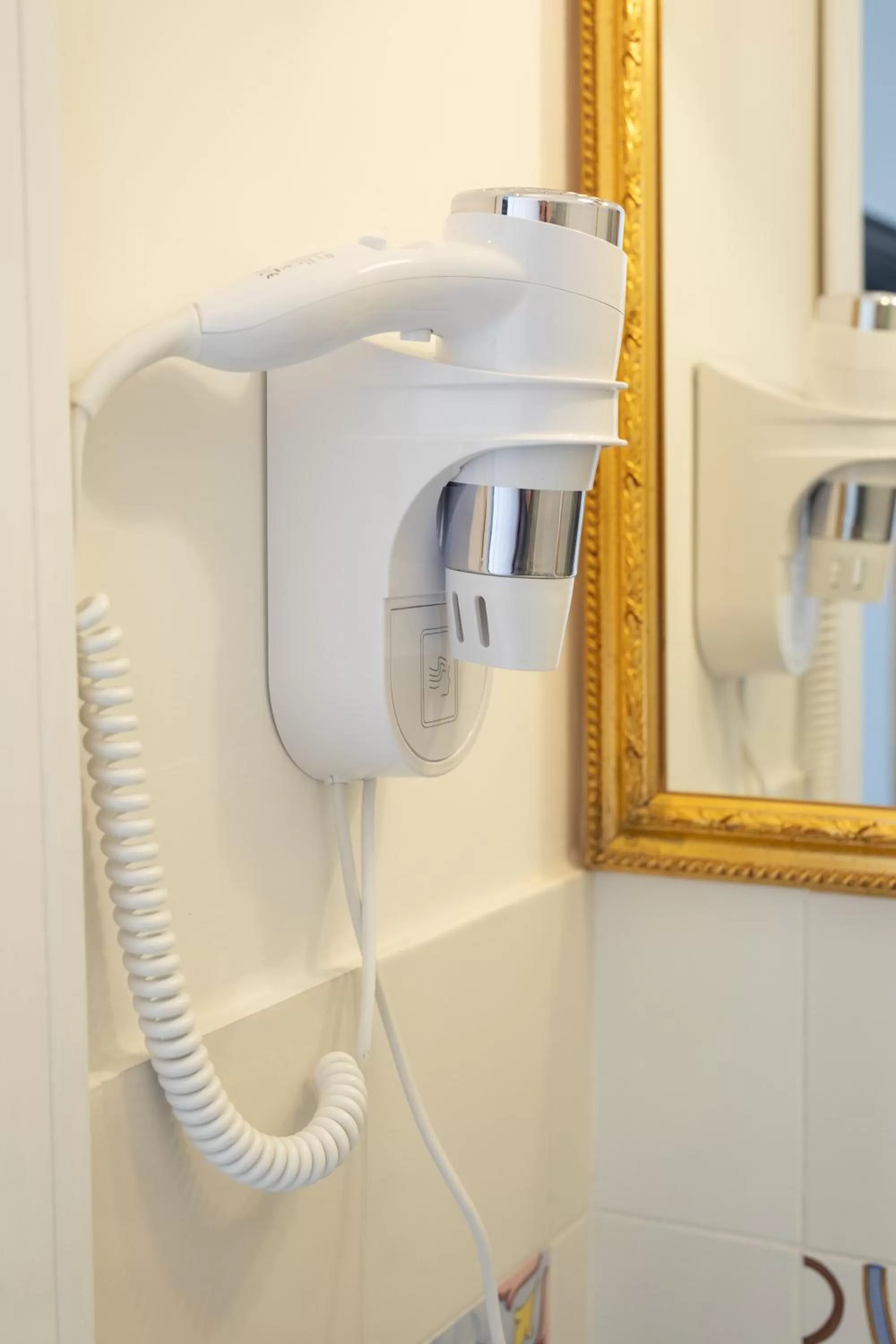 Bathroom in EFFE SUITES