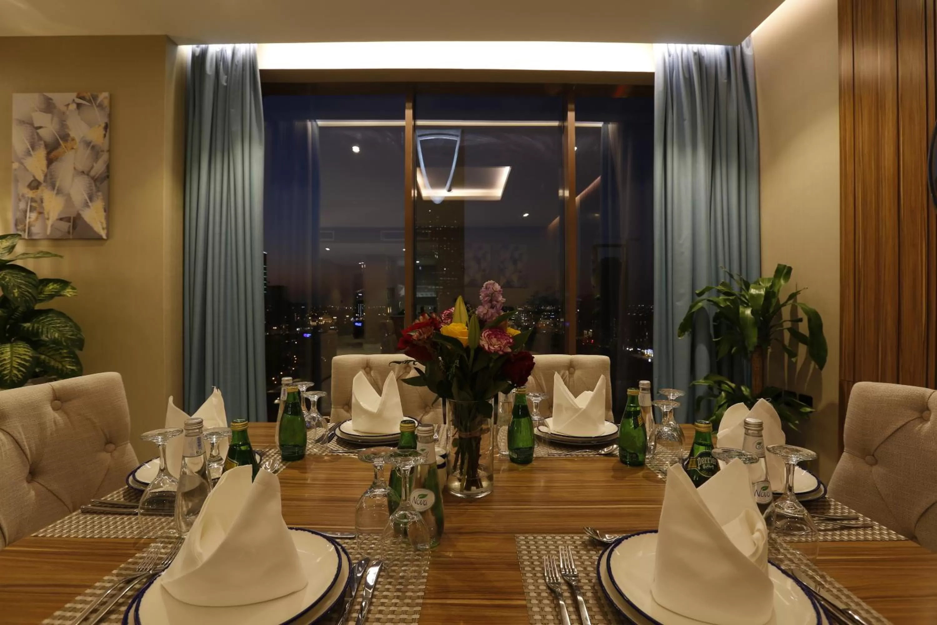 Living room in Cantonal Hotel by Warwick