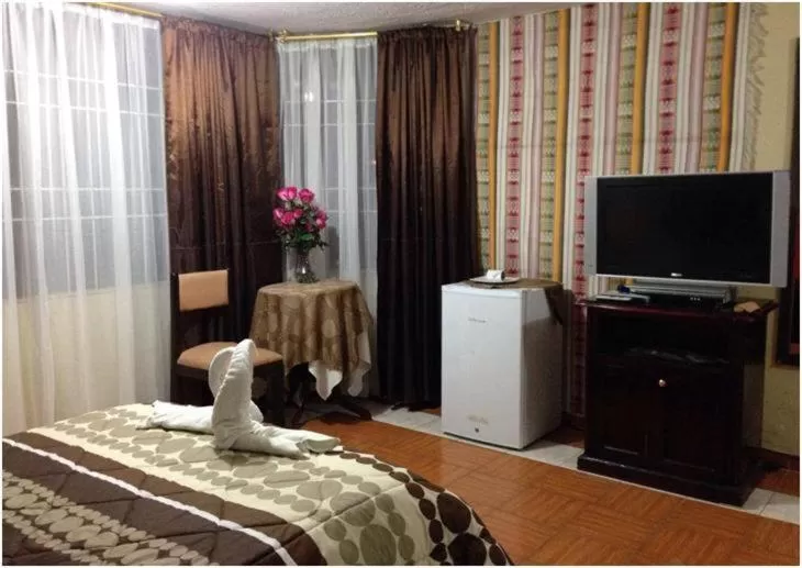 TV/Entertainment Center in Hostal Jora Continental
