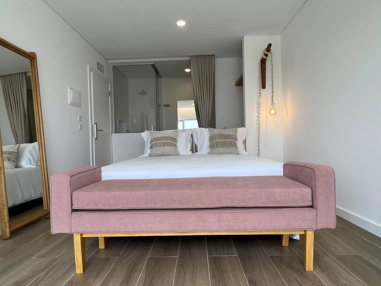 Bed in Alojamento White Rose Boutique