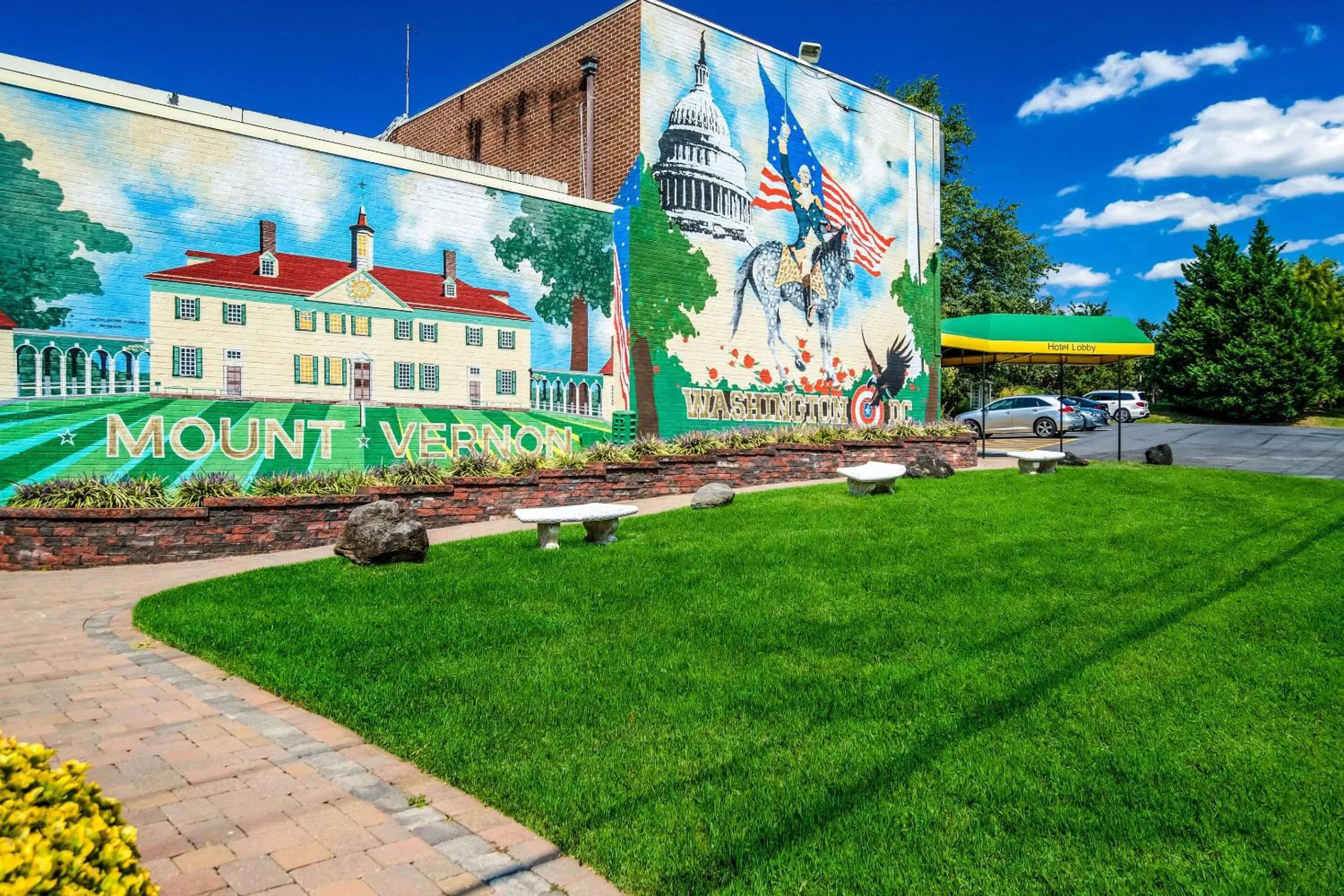 Property building in Quality Inn Mount Vernon