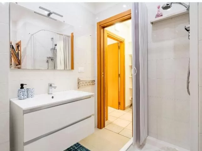 Bathroom in B&B Martini Home 11