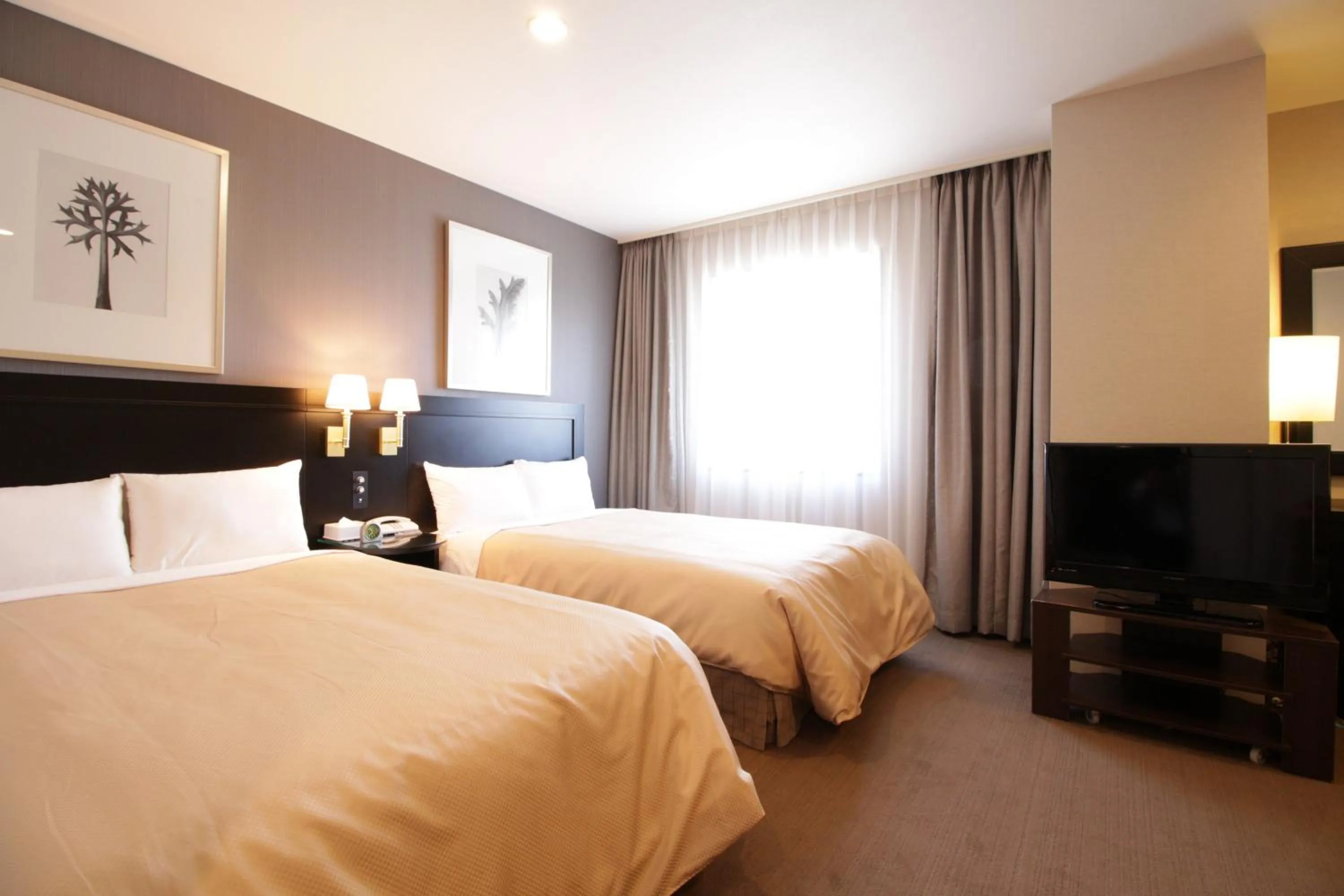 Photo of the whole room, Bed in Hotel Sunroute Ueda