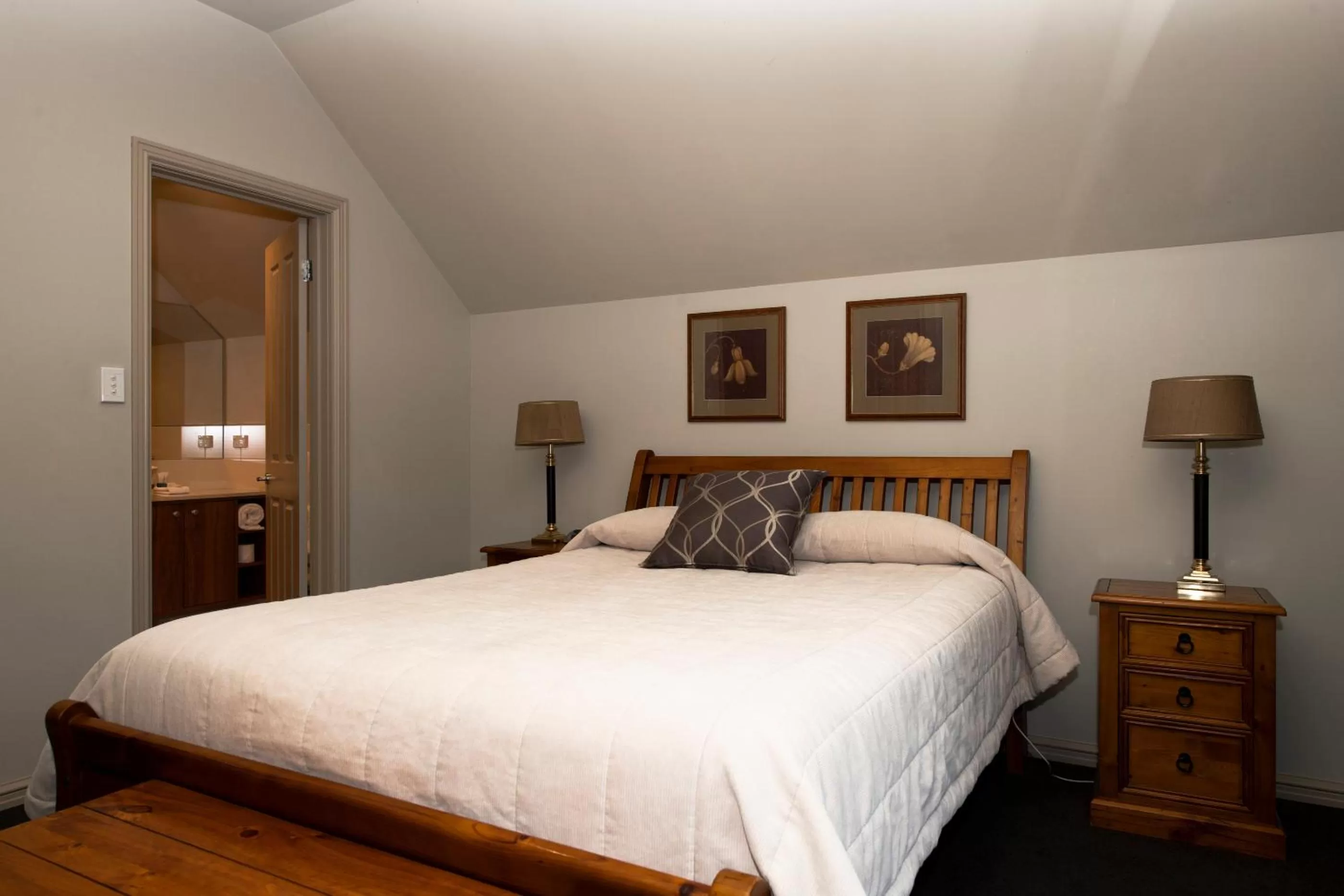 Bed in Wanaka Luxury Apartments