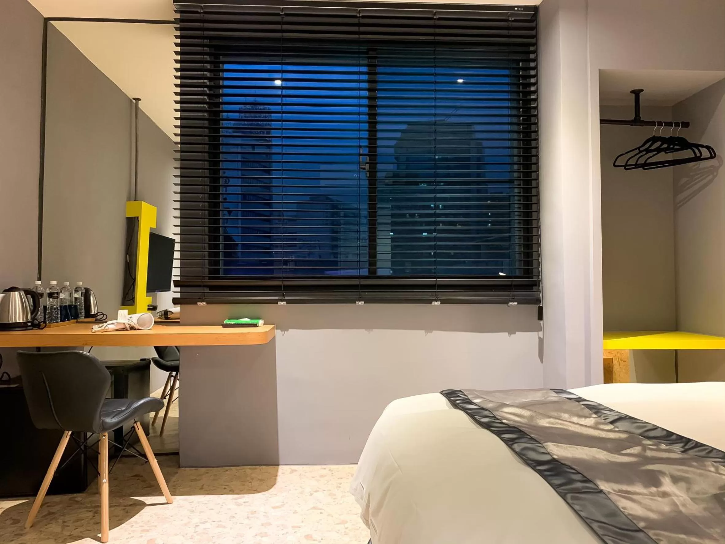 Bed in Raise Hotel Taichung