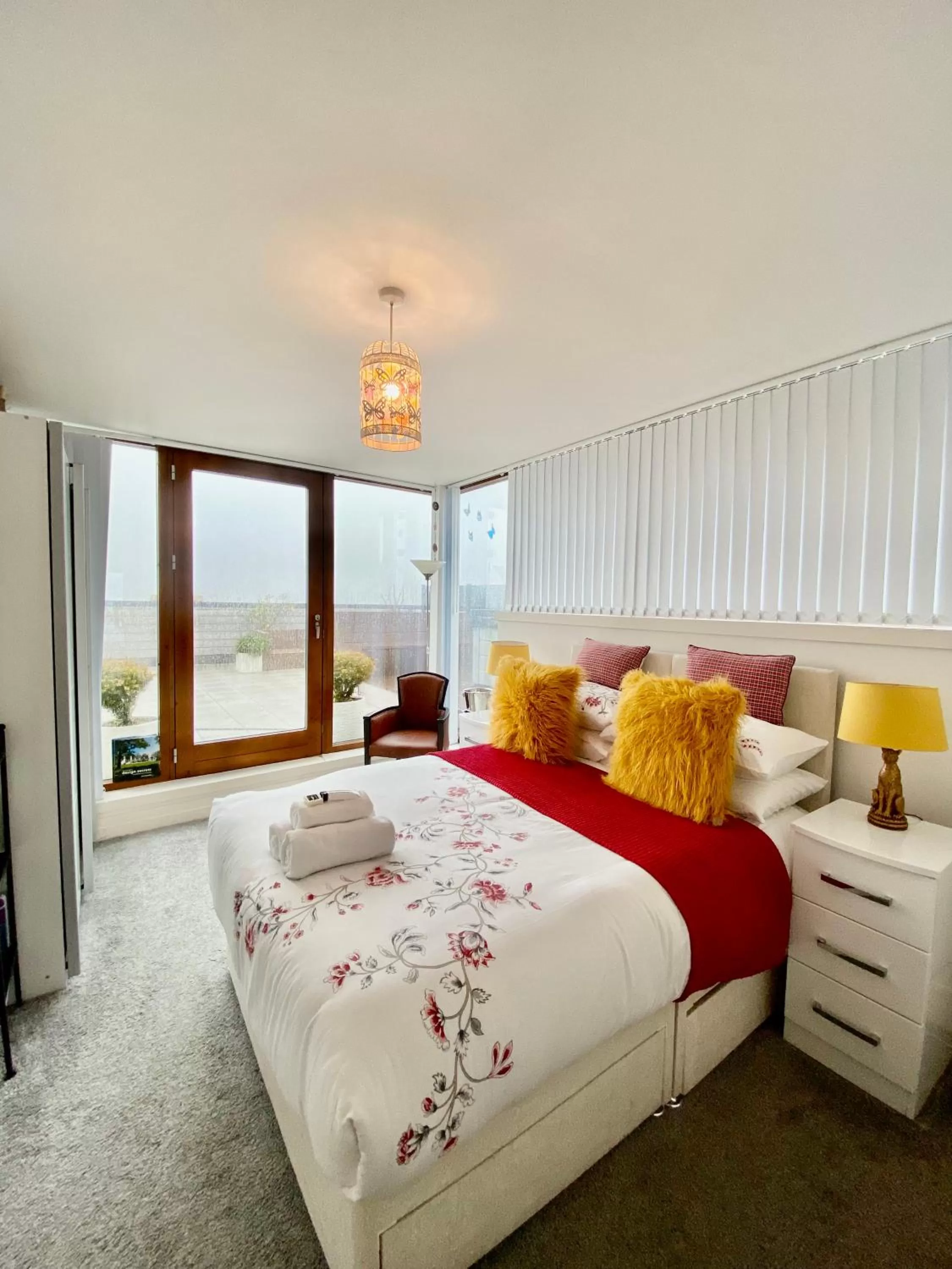 Bed in James Clow Bed & Breakfast