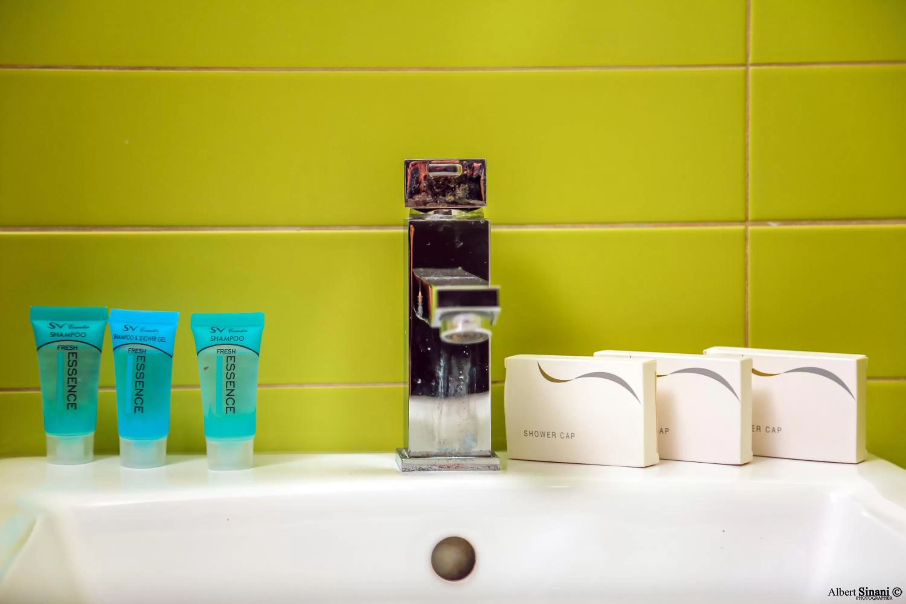 Bathroom, Bed in Arc Hotel Tirana