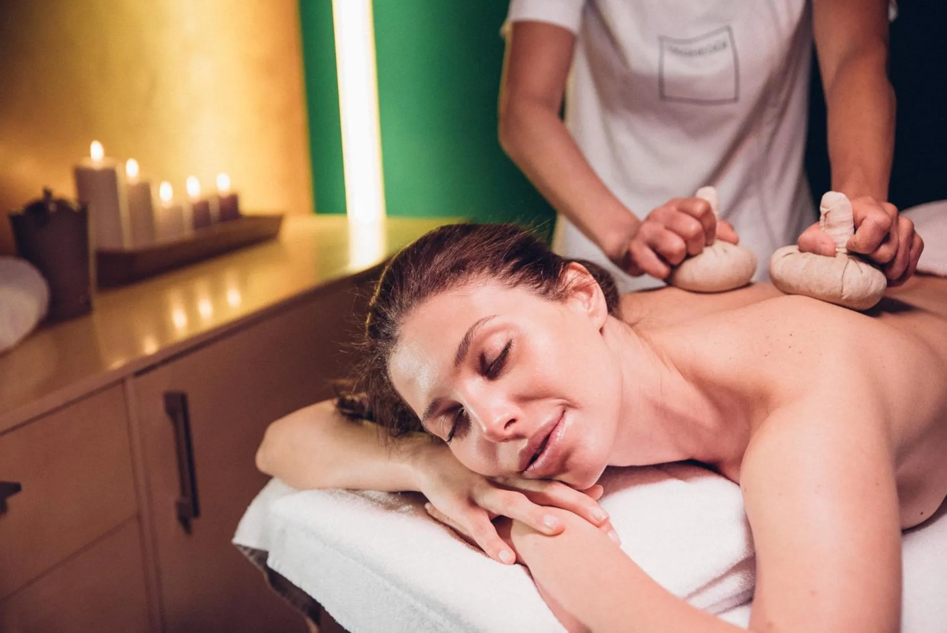 Massage in Hotel Viest