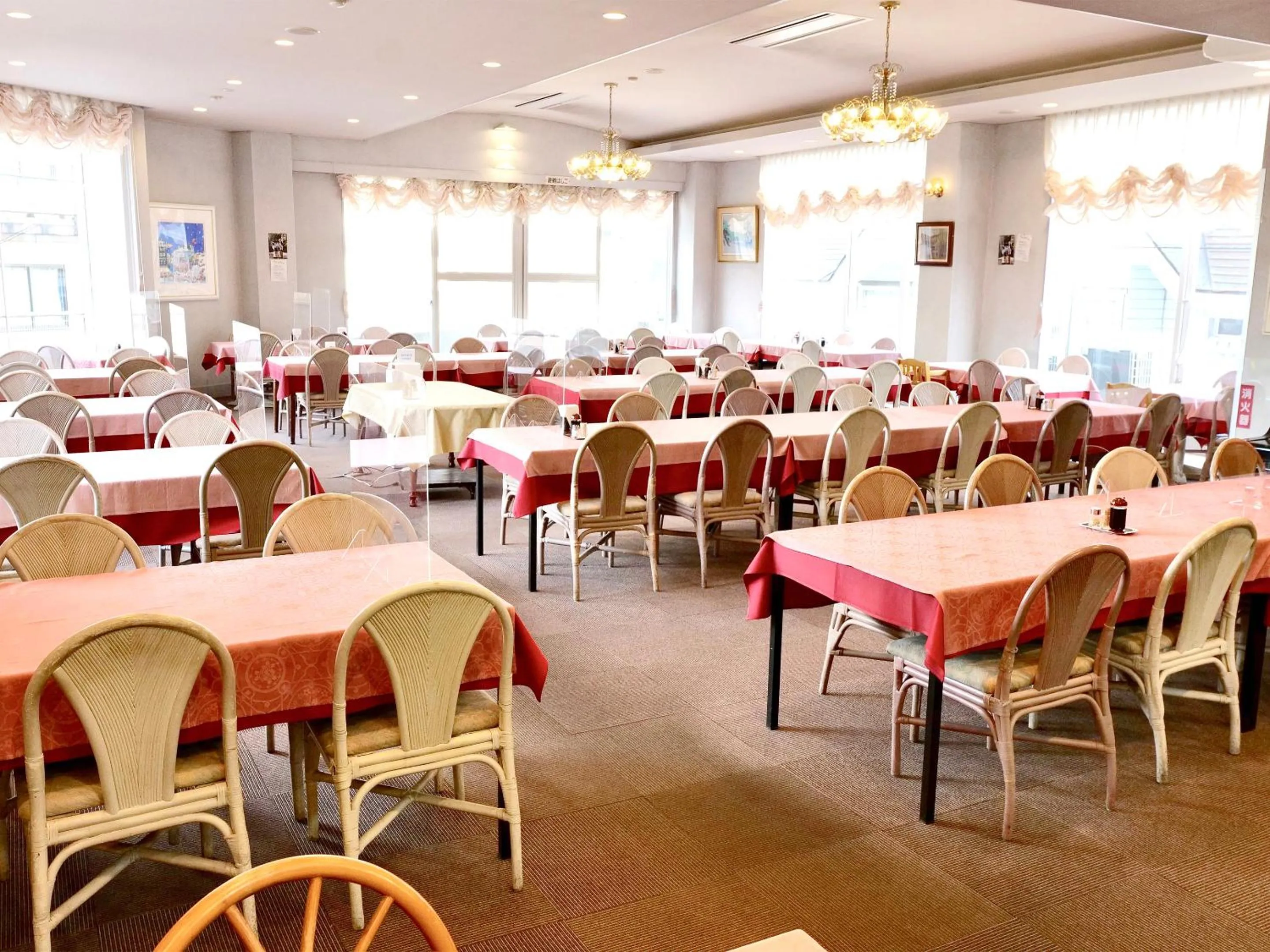 Restaurant/places to eat in Resort Inn Marion Shinano