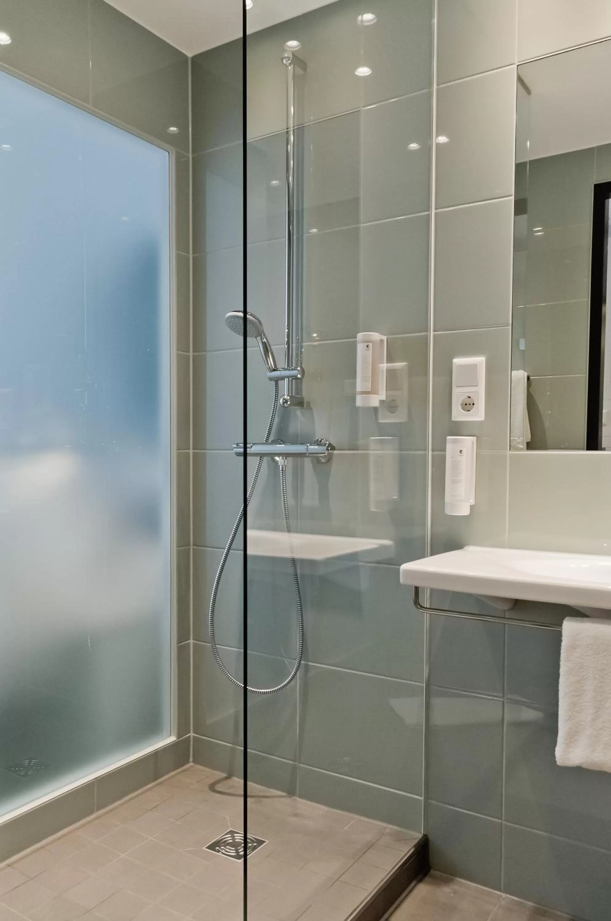 Shower in Super 8 by Wyndham Munich City West