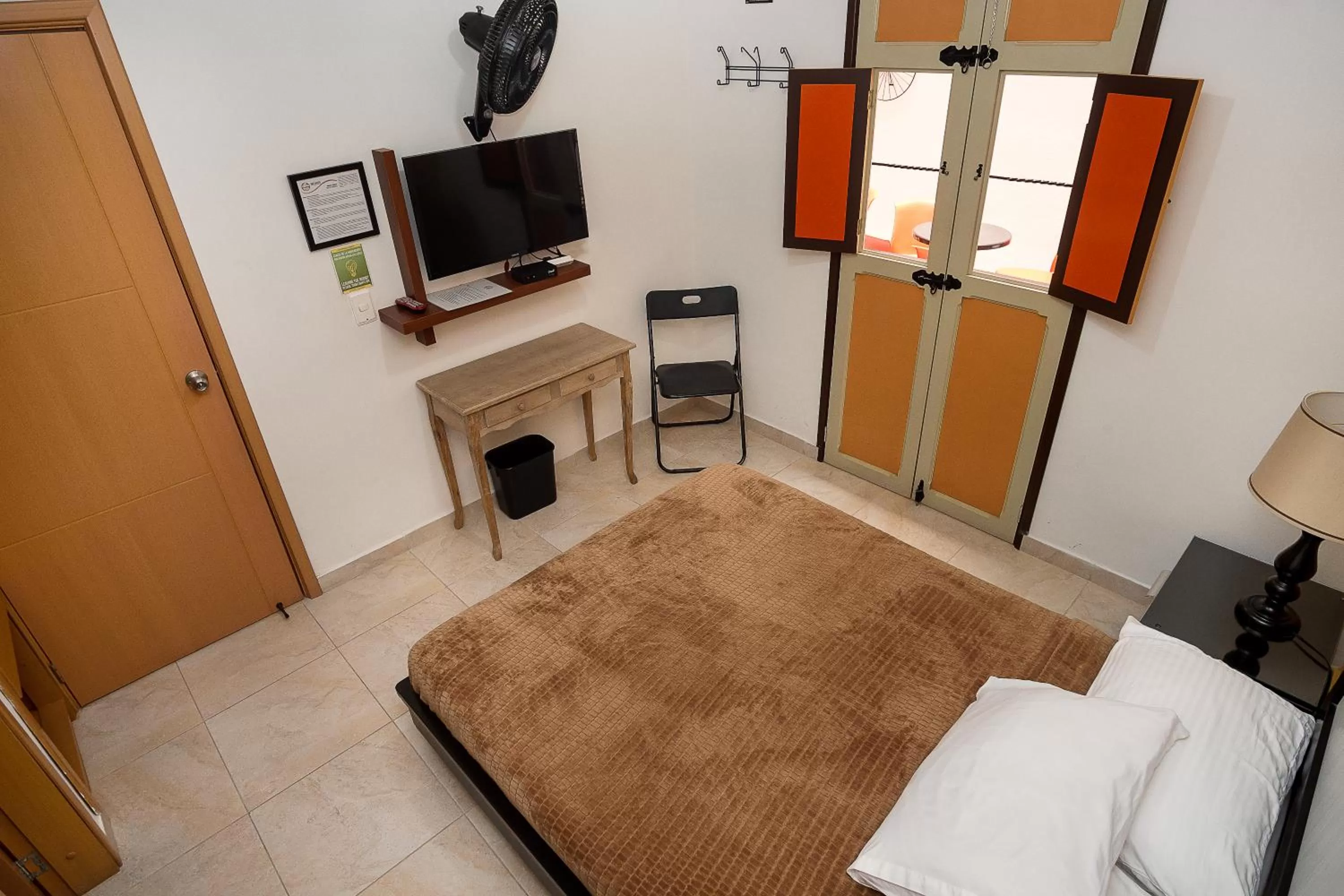 Photo of the whole room, Bed in Casa Borbon