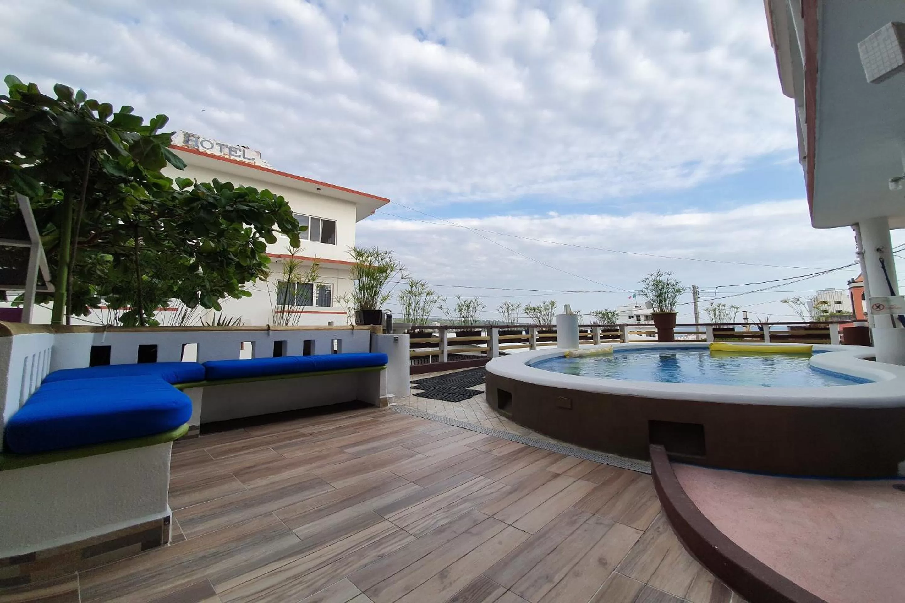 Swimming pool in Casa Mia