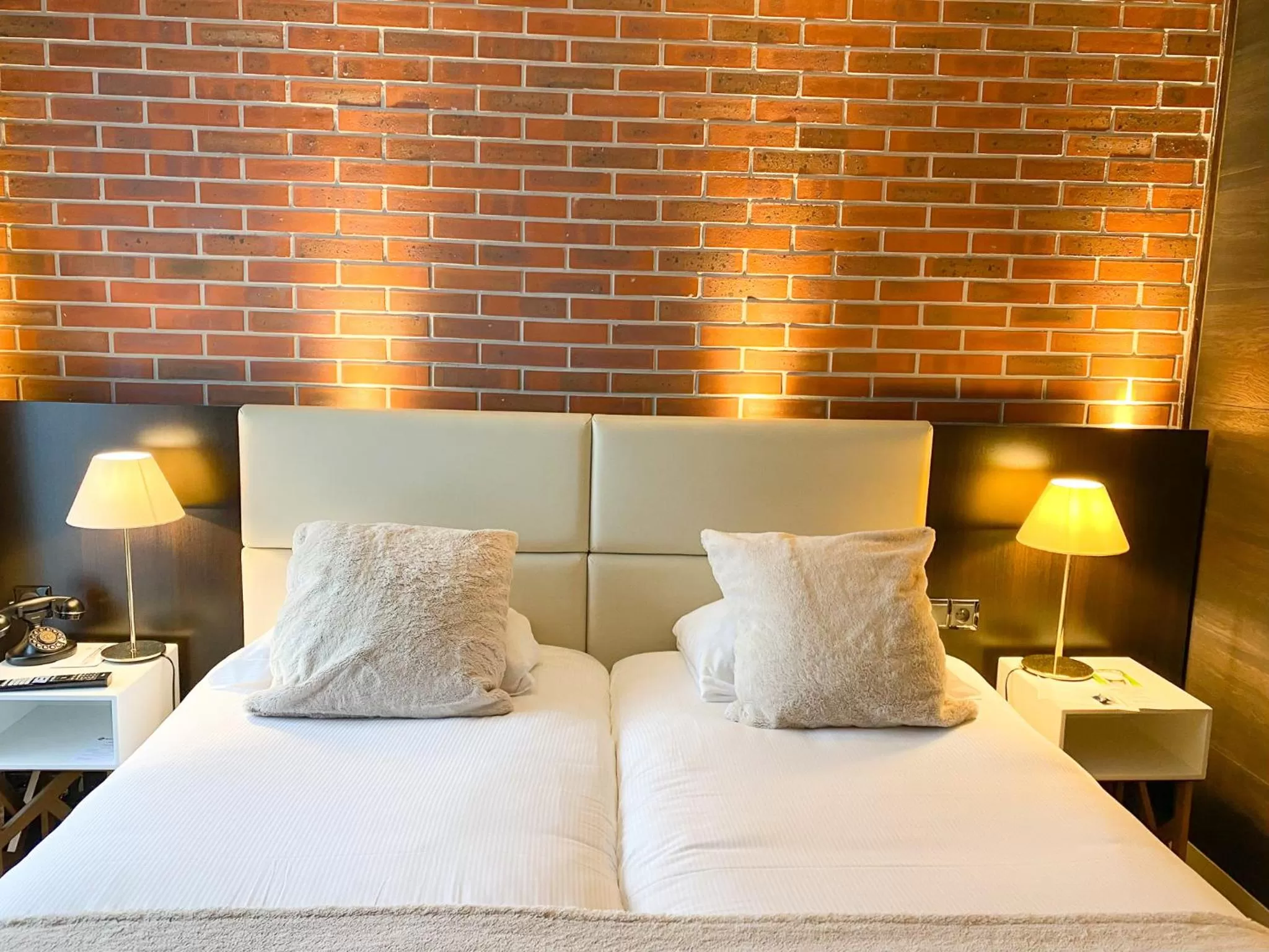 Bed in Best Western Plus Hotel de Dieppe 1880