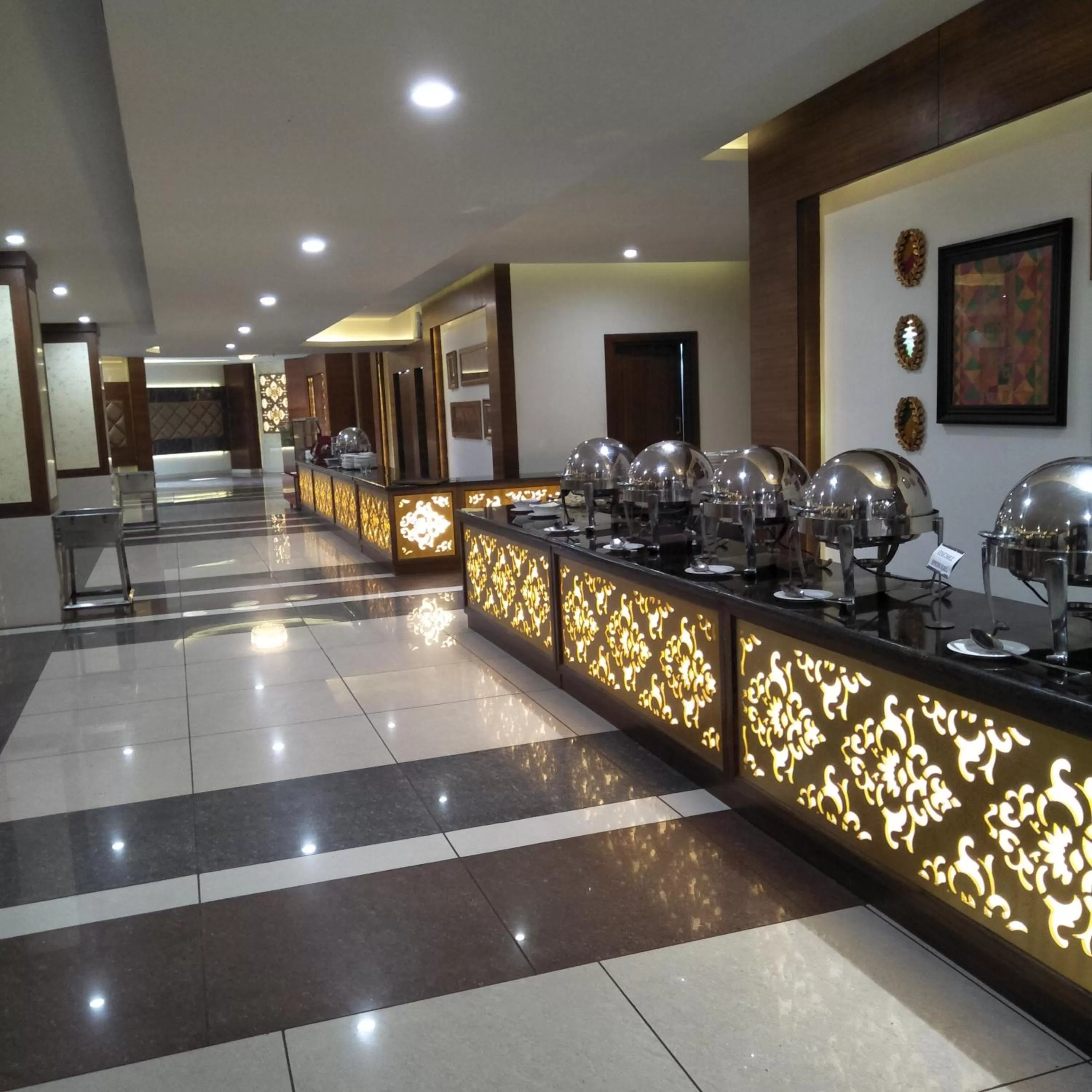 Banquet/Function facilities in Grand Hotel Nawanshahr