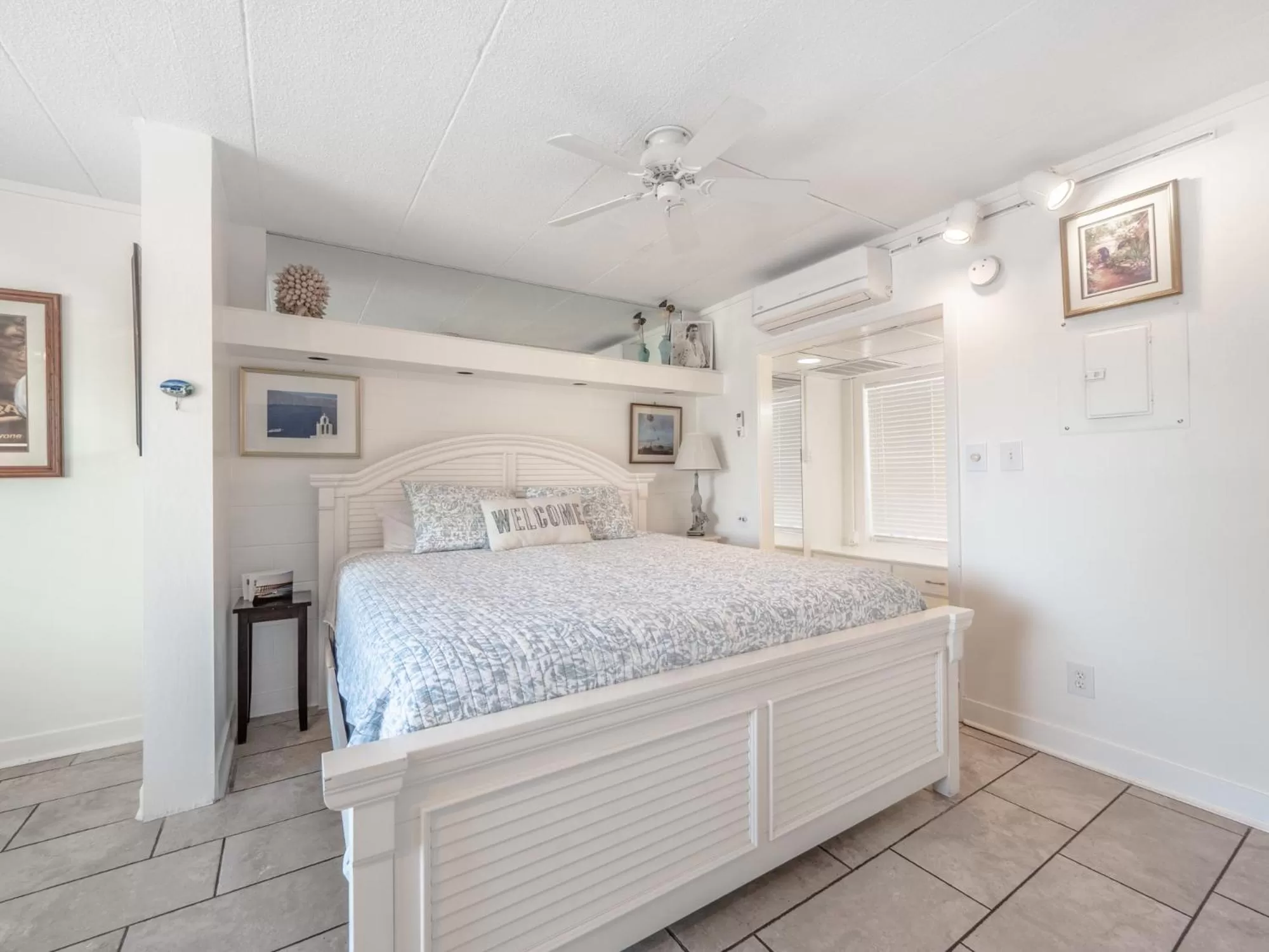 Property building, Bed in The Waterway Pet Friendly by Carolina Retreats