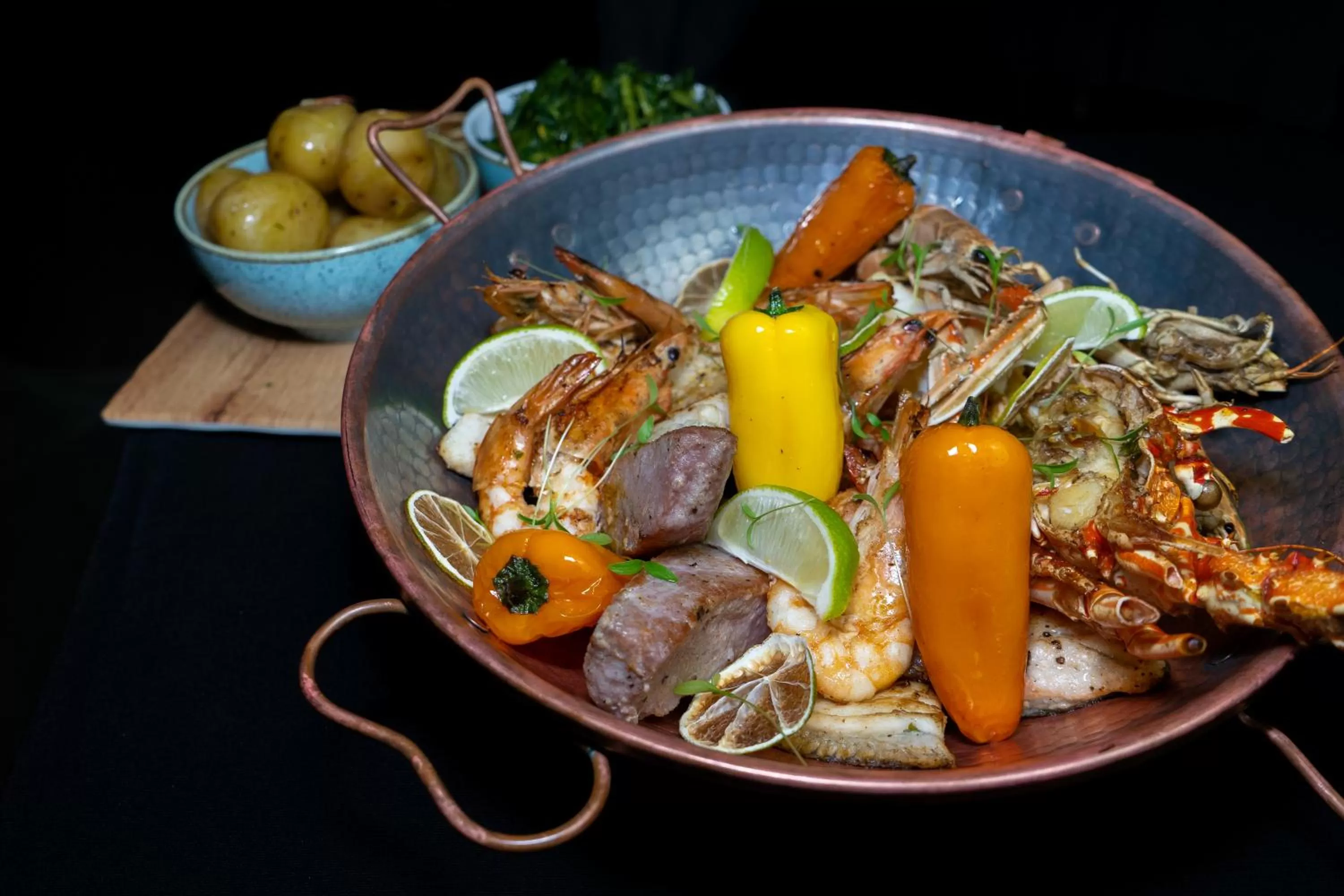 Food and drinks in Golden Tulip Porto Gaia