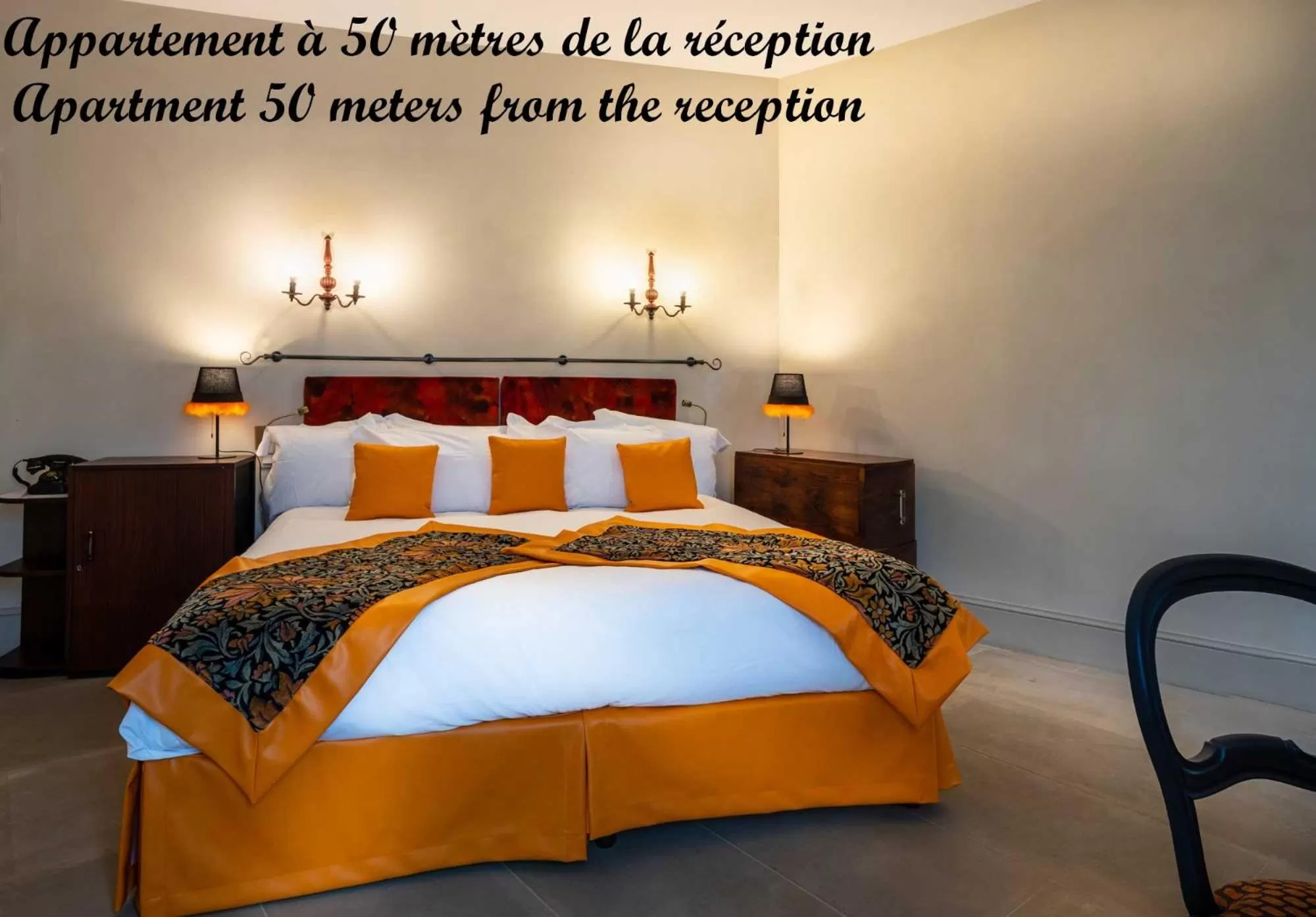 Bed in Le Clos Violette et Le 11 D'Aglaé - Hôtel de Charme Design de Luxe