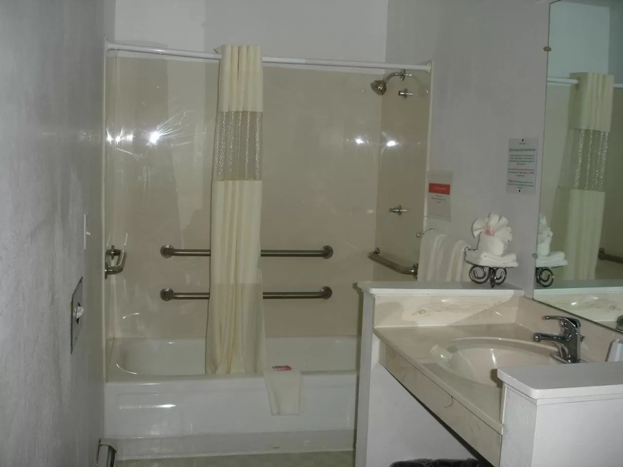 Bathroom in Georgetown Mountain Inn