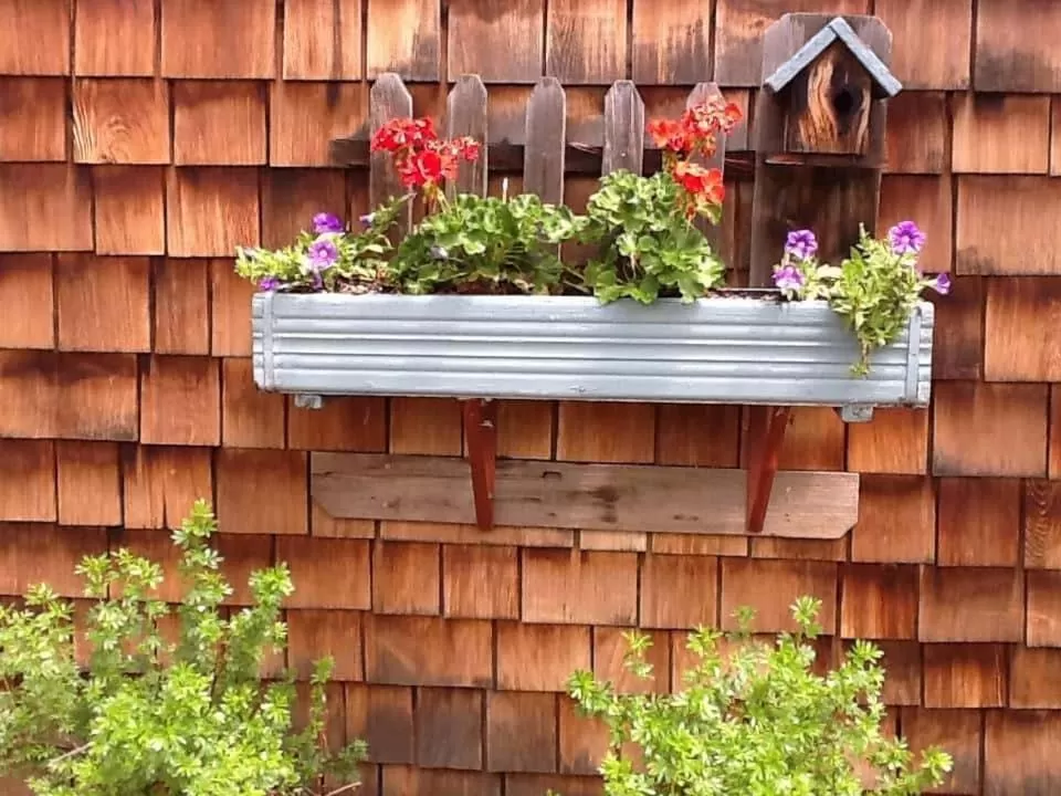 Riversong Inn Retreat