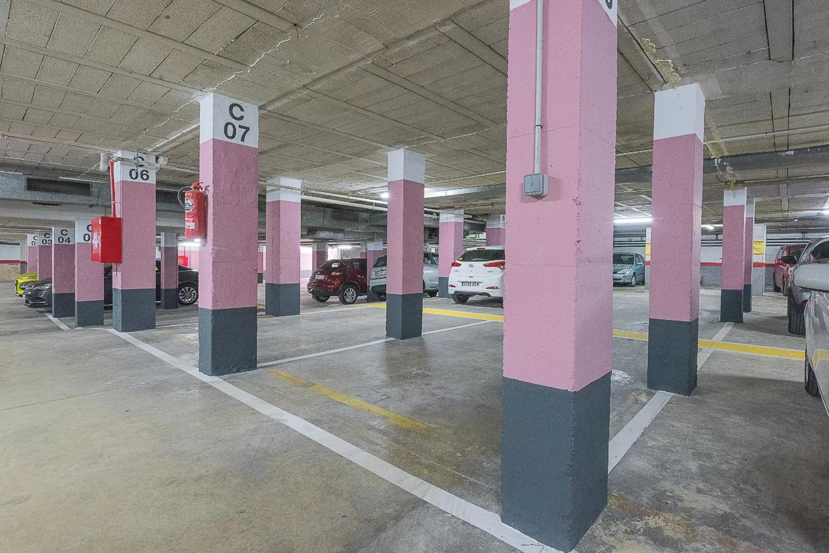 Parking in FLOR los Almendros Hotel