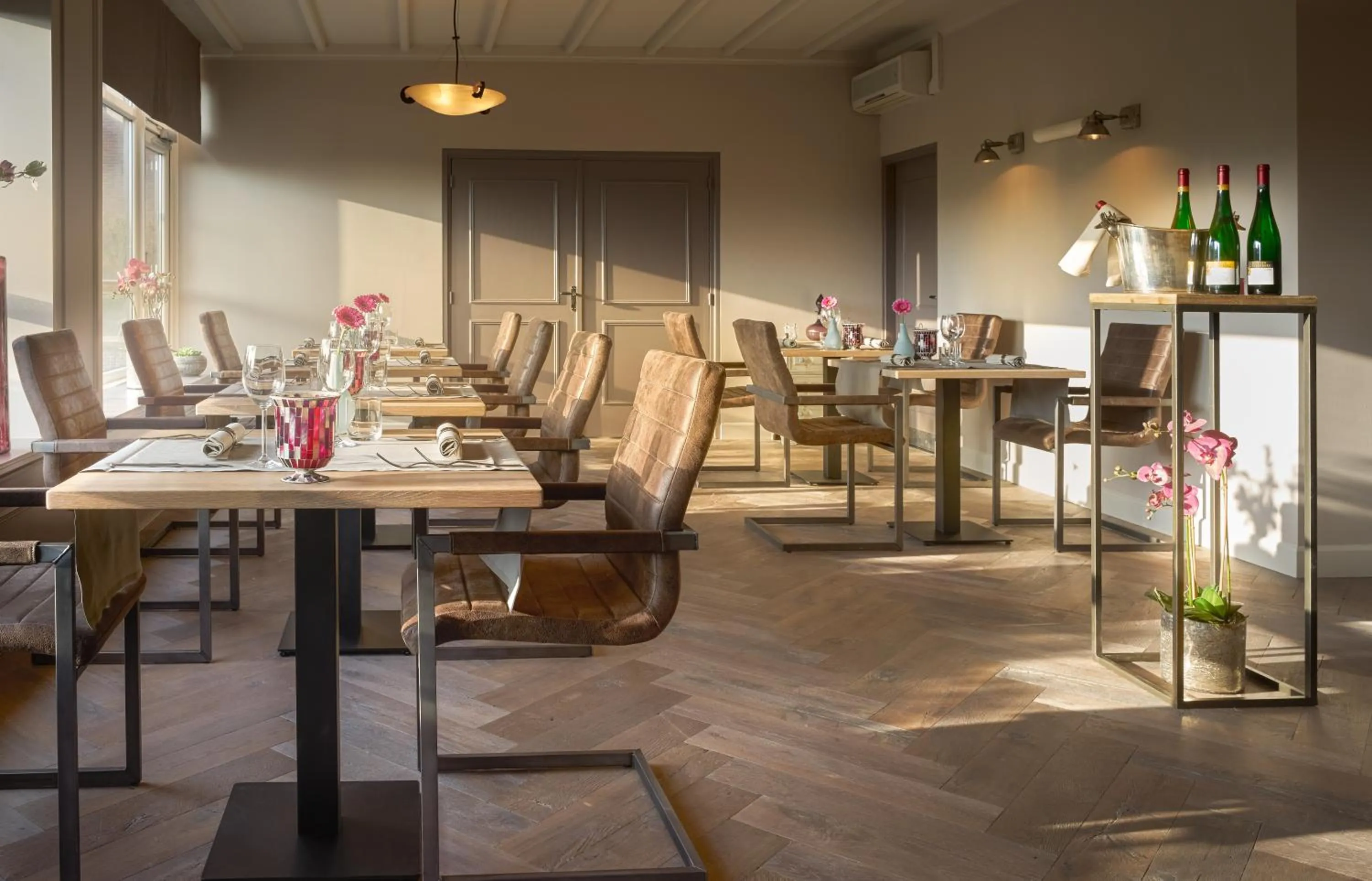 Restaurant/places to eat in Hotel Creusen