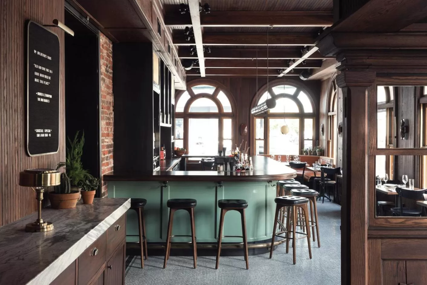 Restaurant/places to eat in Wm. Mulherin's Sons Hotel