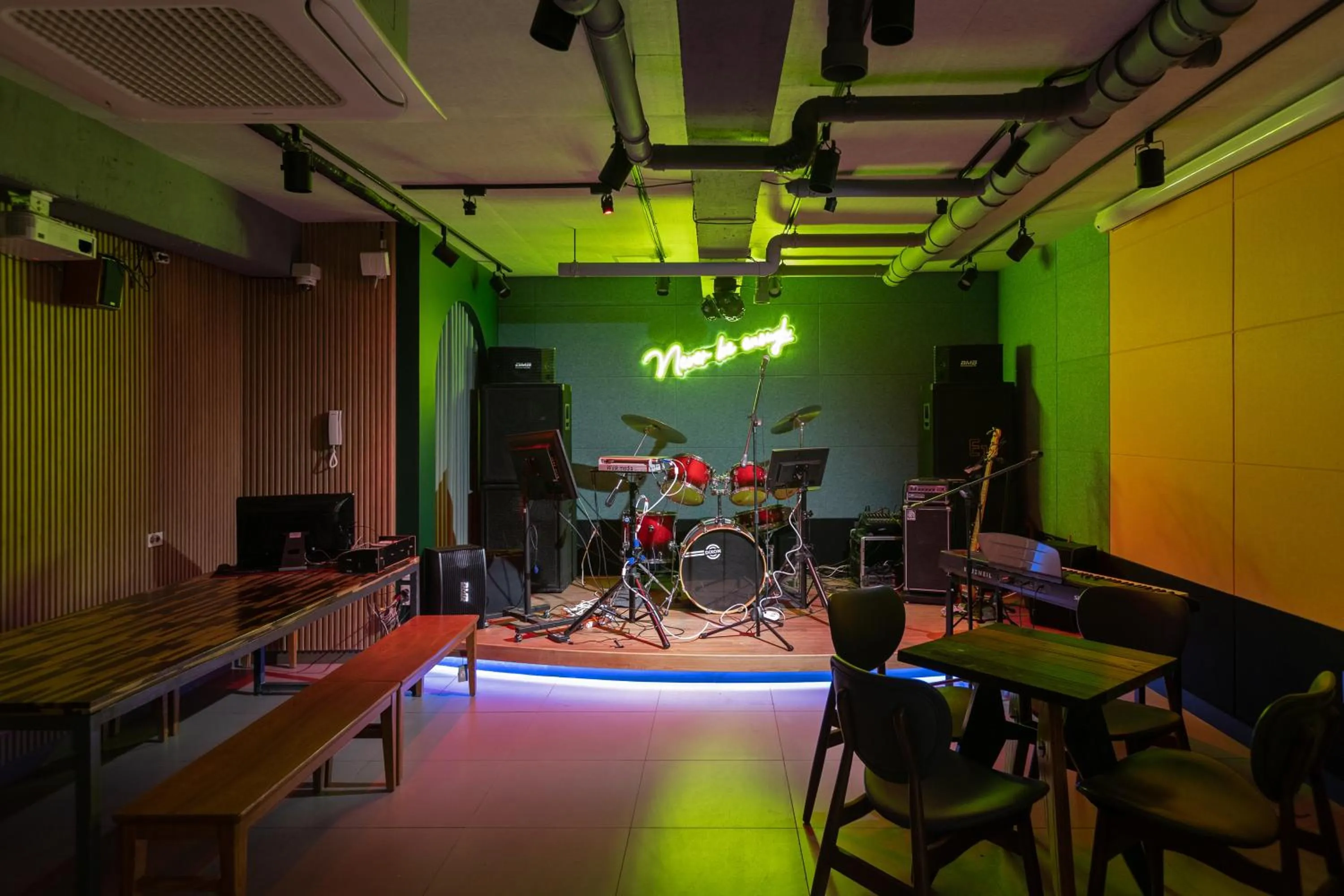 Property building in Hotel Gray