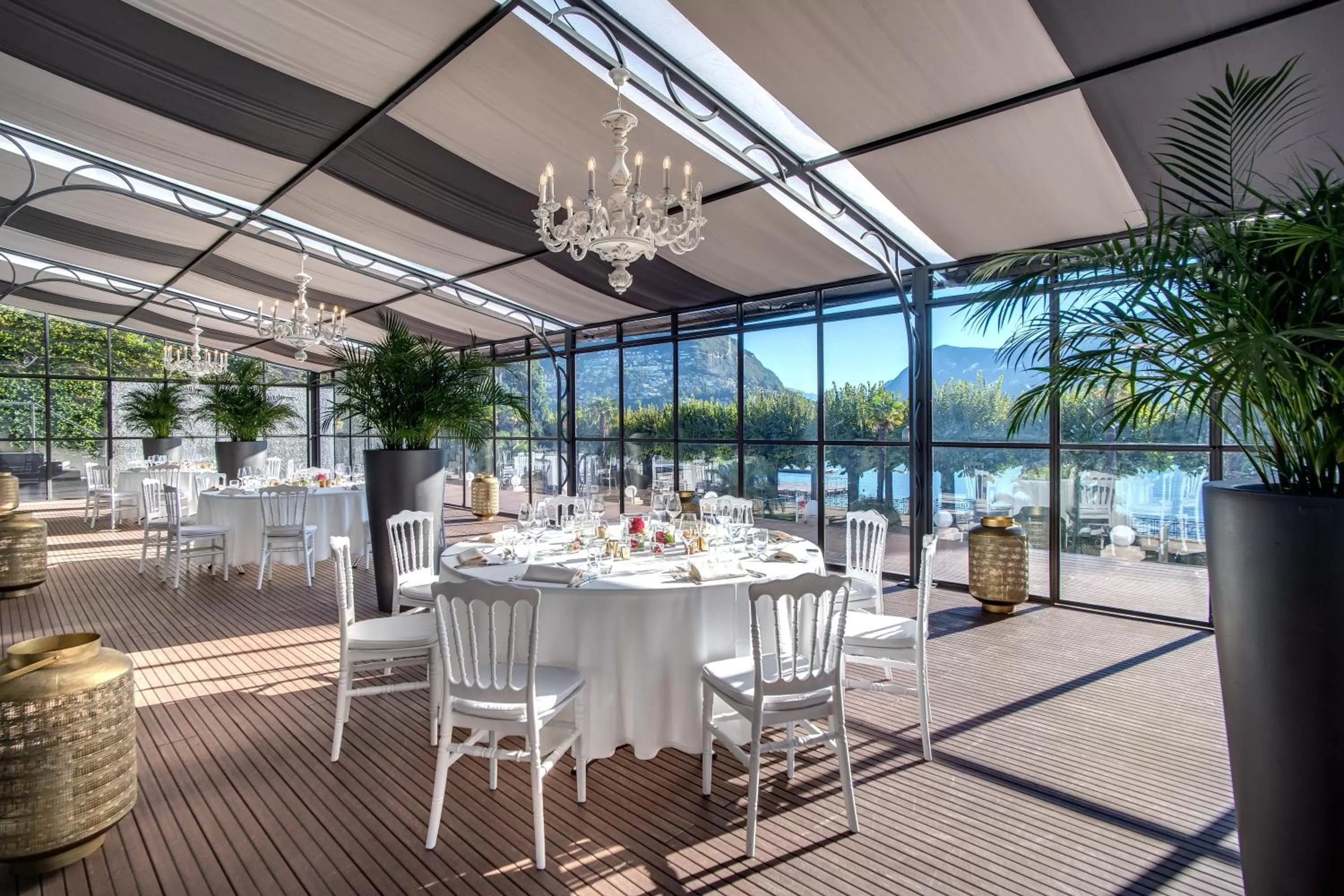 Restaurant/places to eat in Hotel Splendide Royal