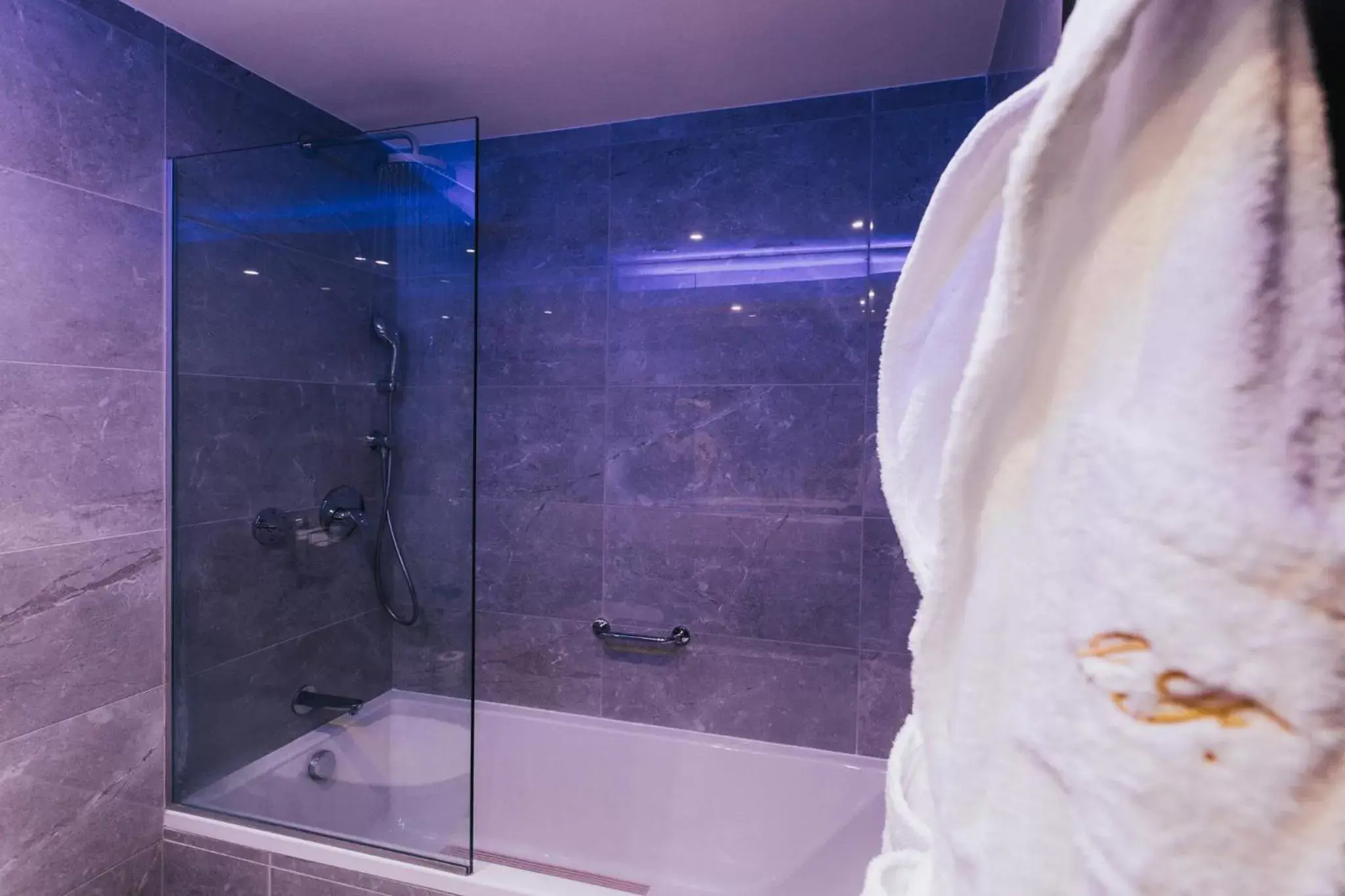 Superior Single Room in Frangiorgio Hotel Superior Single Room in Frangiorgio Hotel