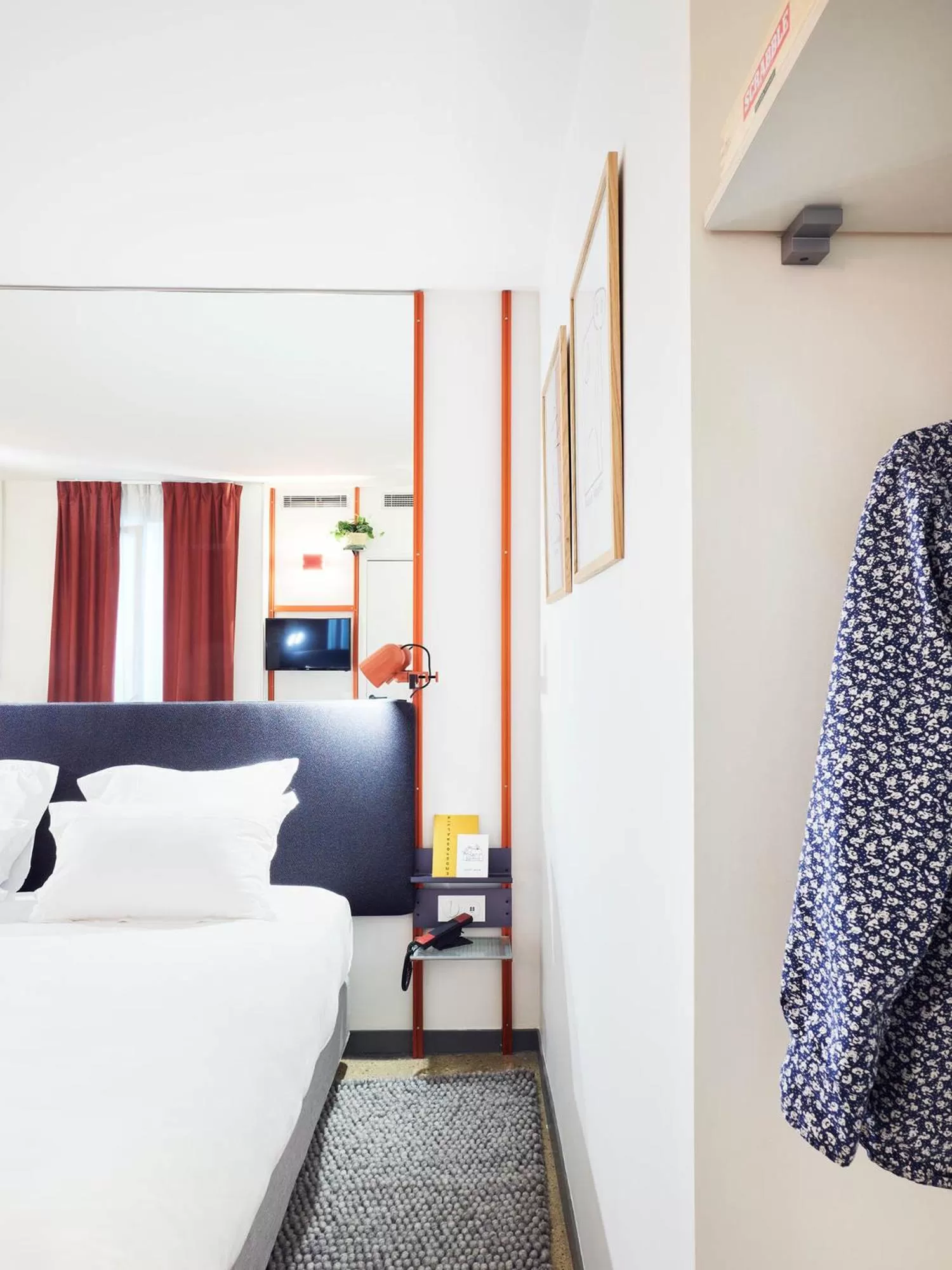 Bedroom, Bed in French Theory