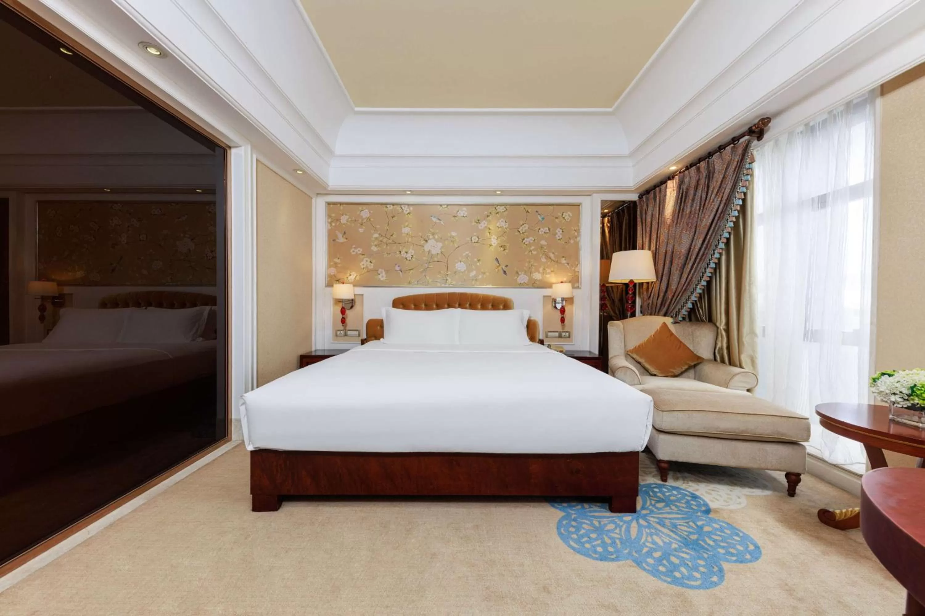 Photo of the whole room, Bed in WYNDHAM Foshan shunde