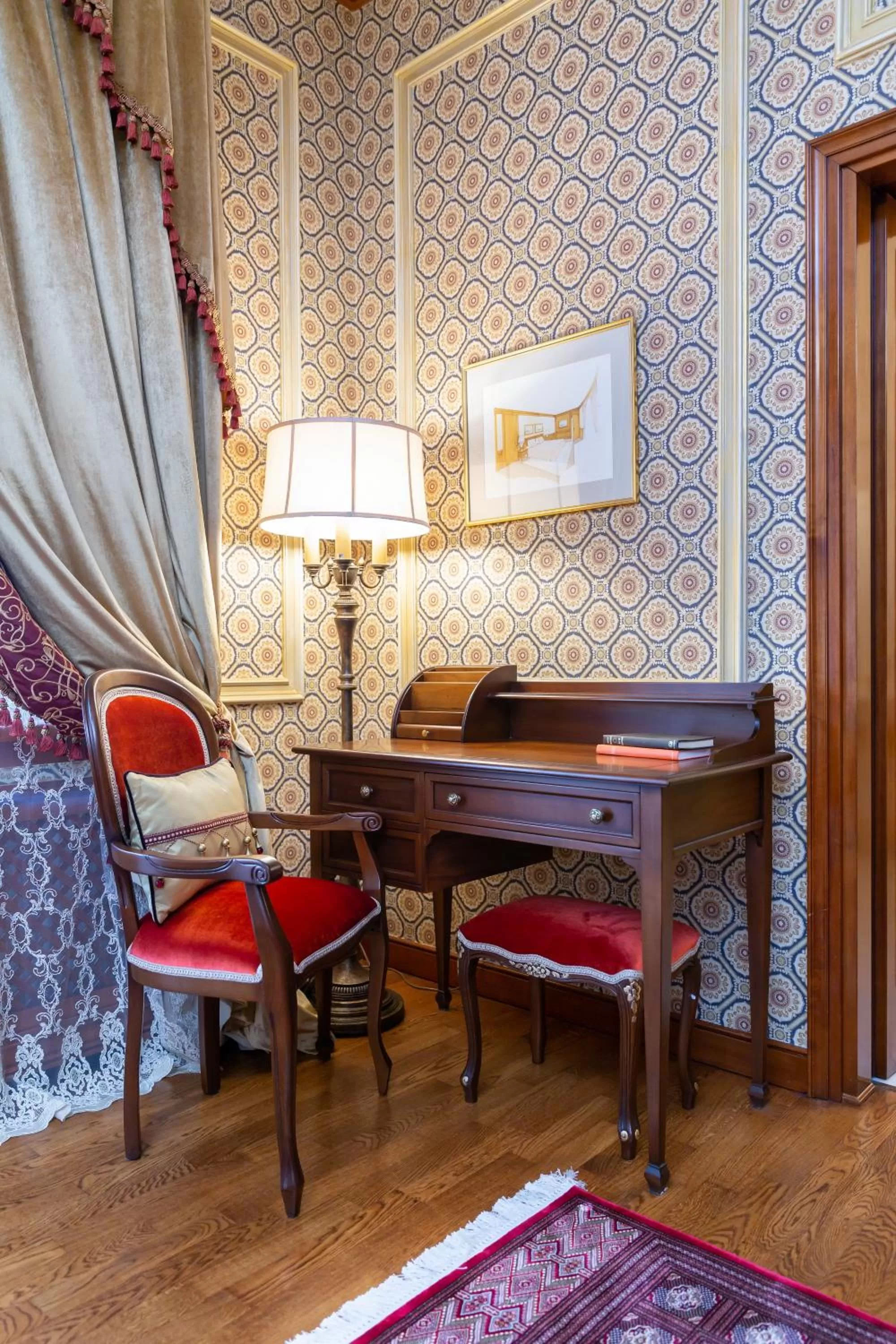 Seating area in Suter Palace Heritage Boutique Hotel