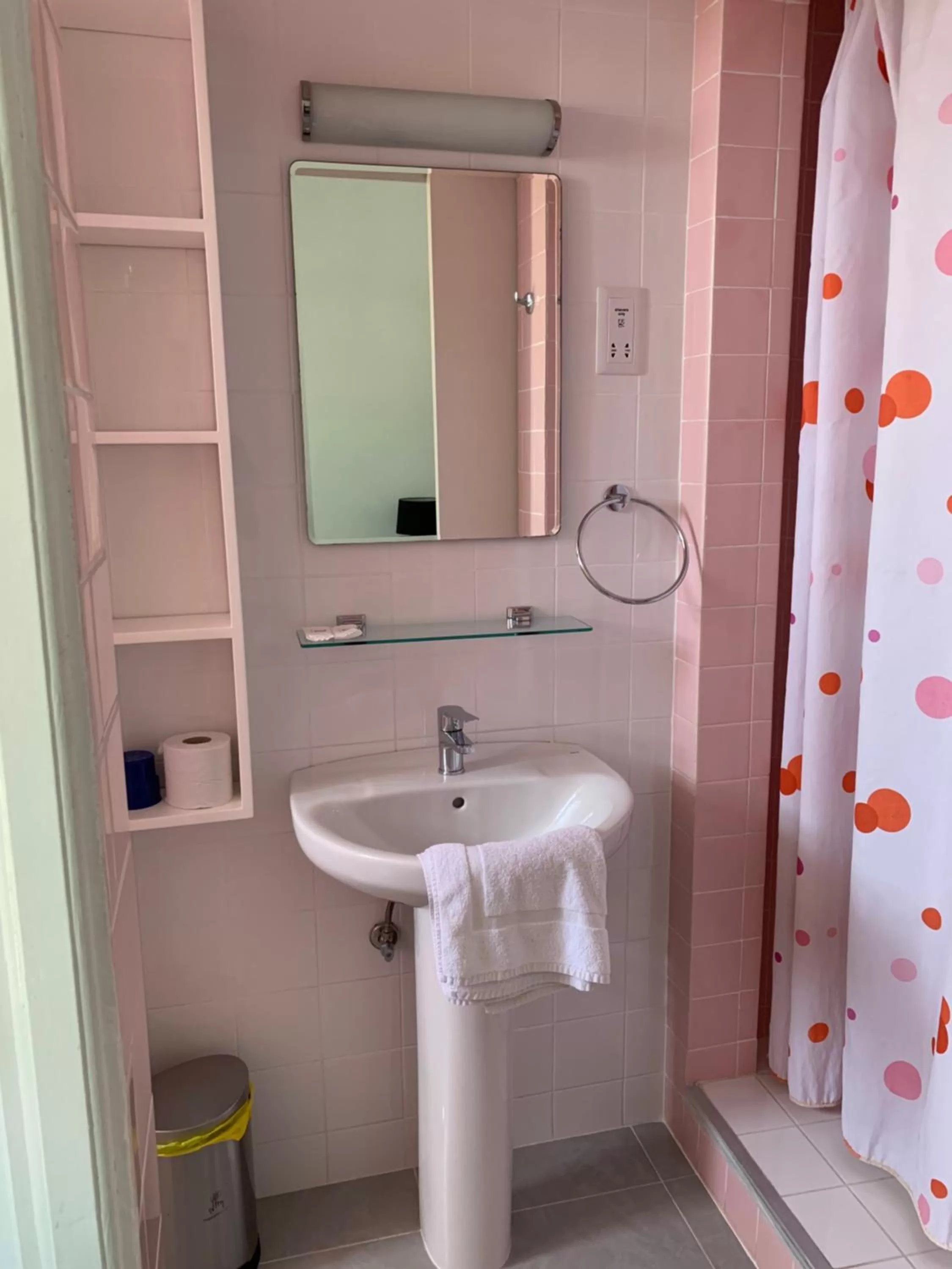 Shower in Axiothea Hotel