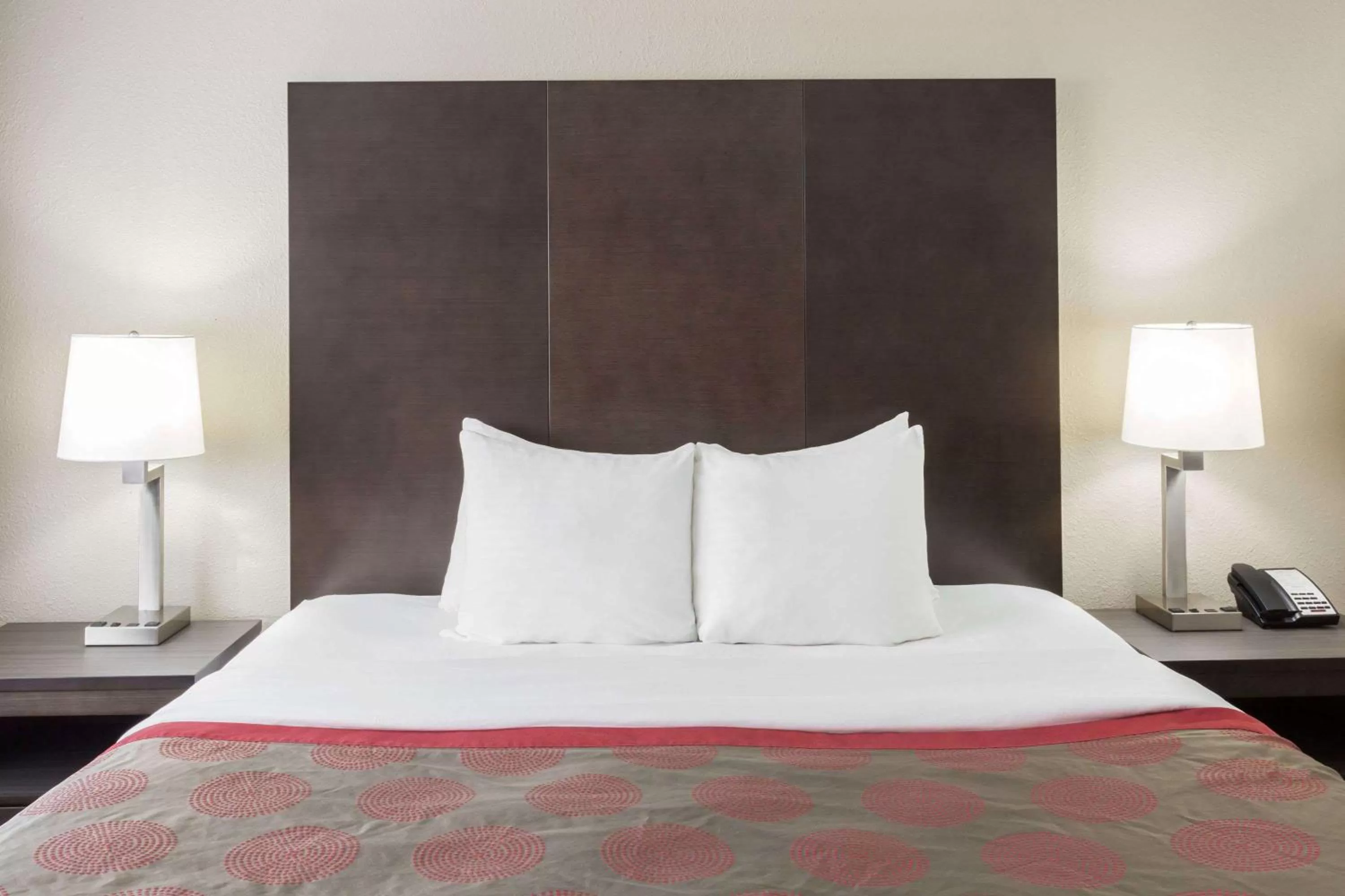 Photo of the whole room, Bed in Ramada by Wyndham Monterey