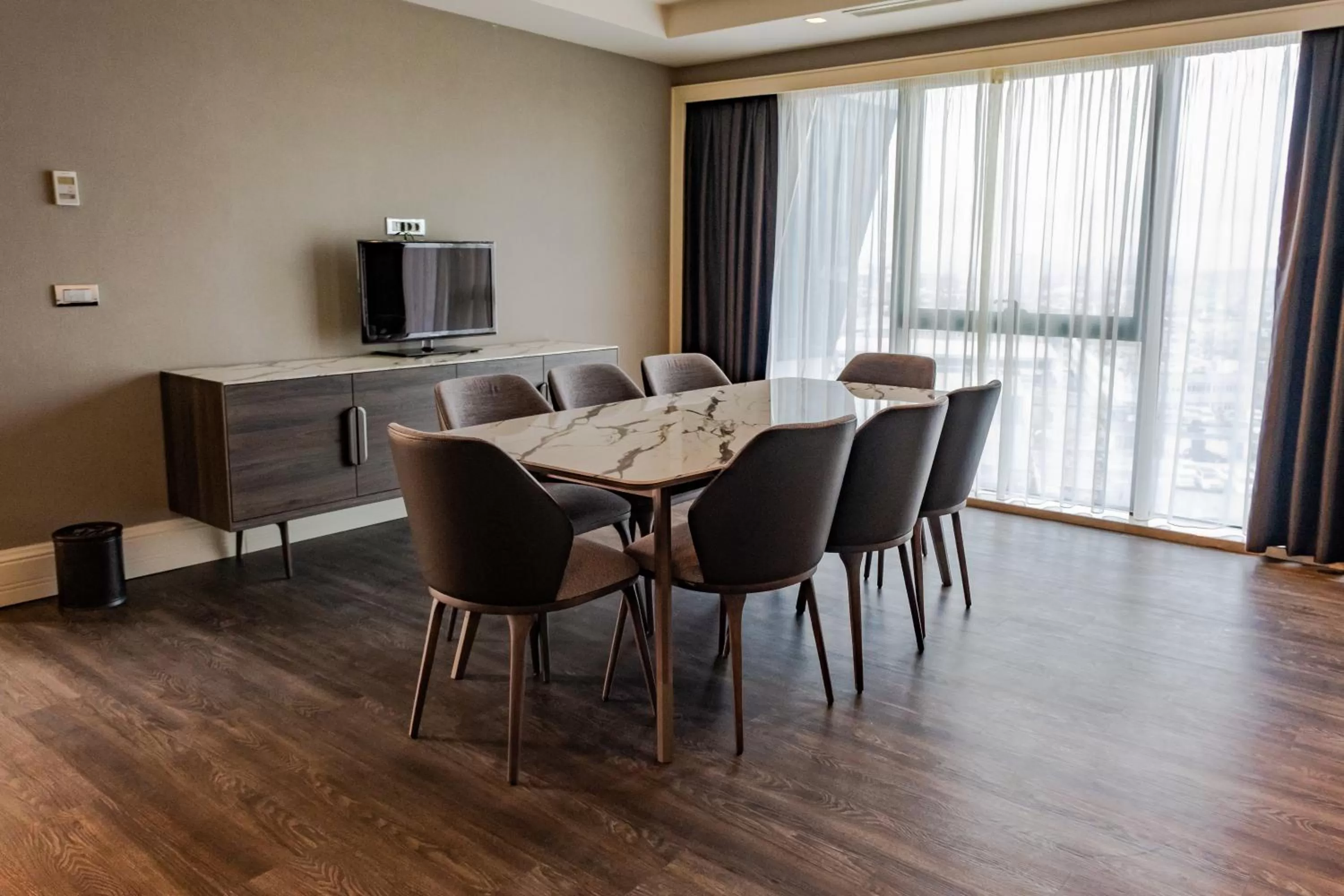 Dining Area in Windsor Hotel & Convention Center Istanbul