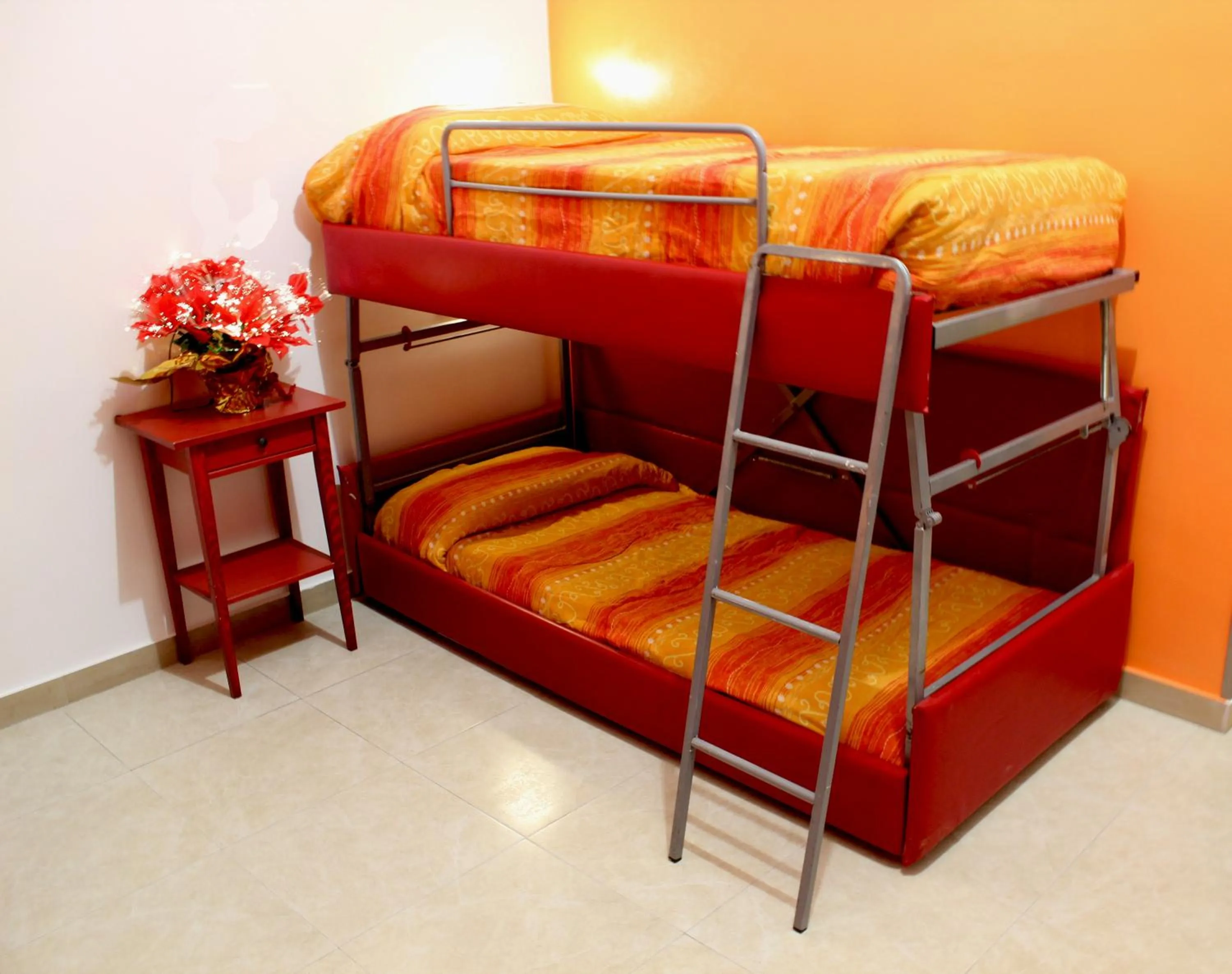 bunk bed, Bed in Legend R.G.