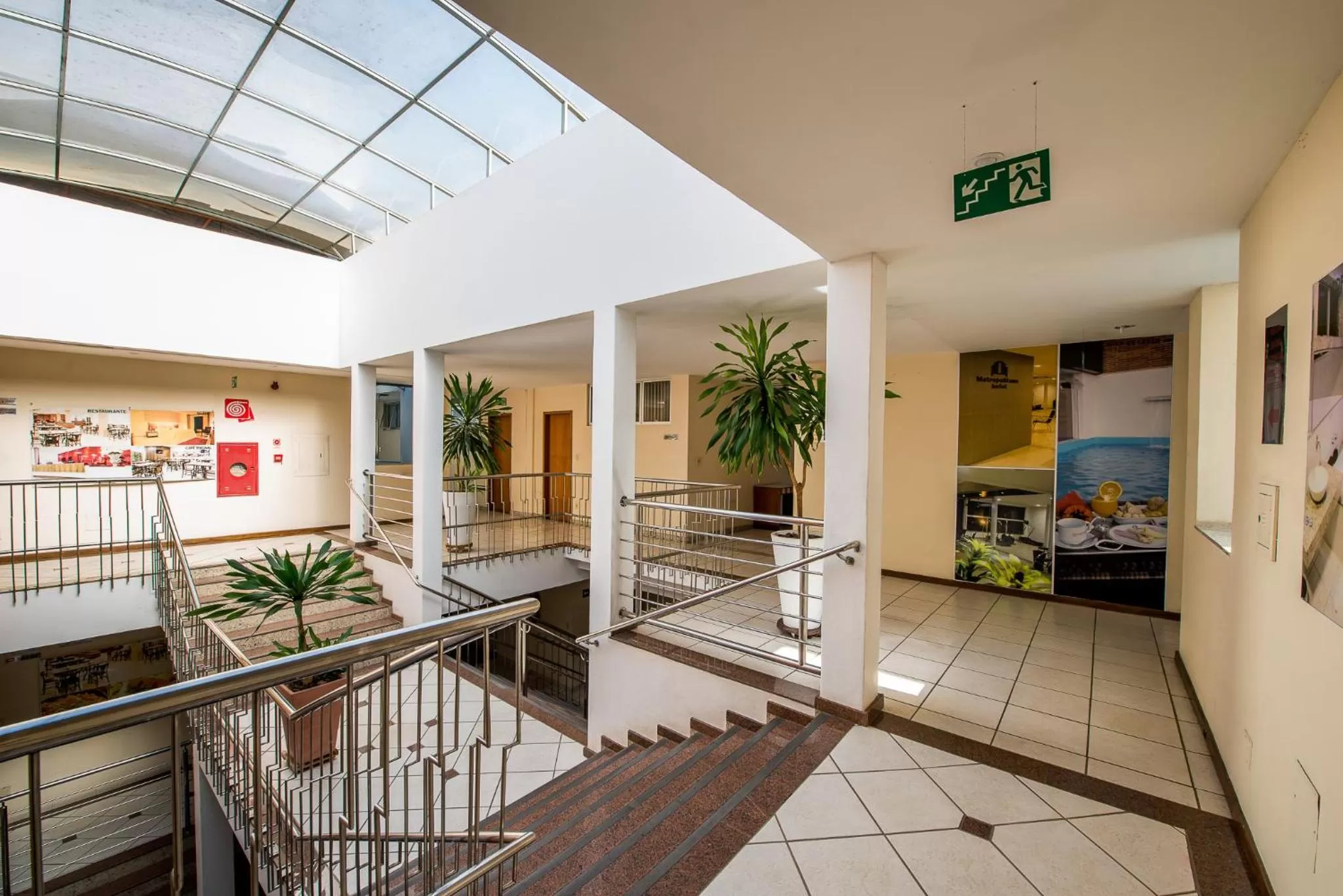 Area and facilities in Hotel Metropolitano