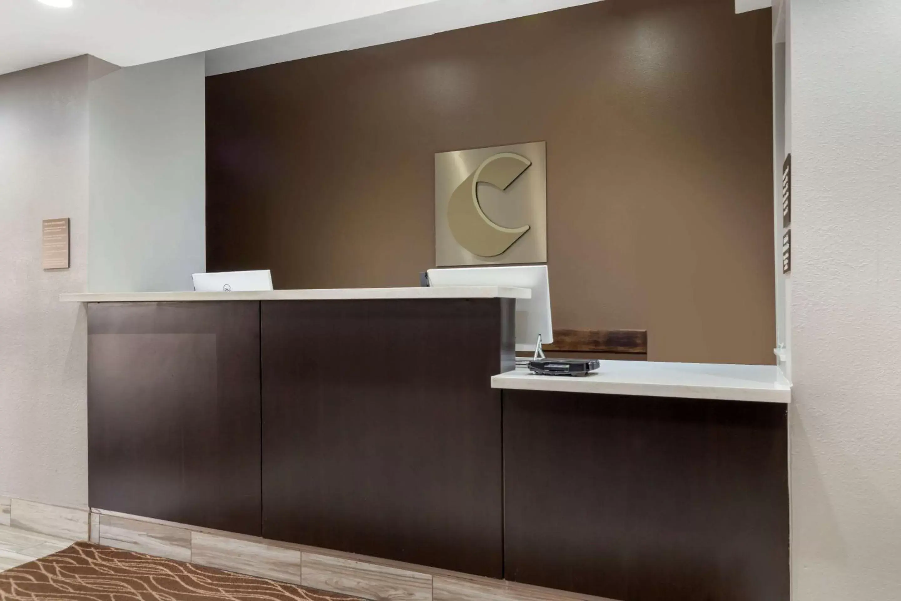 Comfort Inn & Suites Near Medical Center Comfort Inn & Suites Near Medical Center