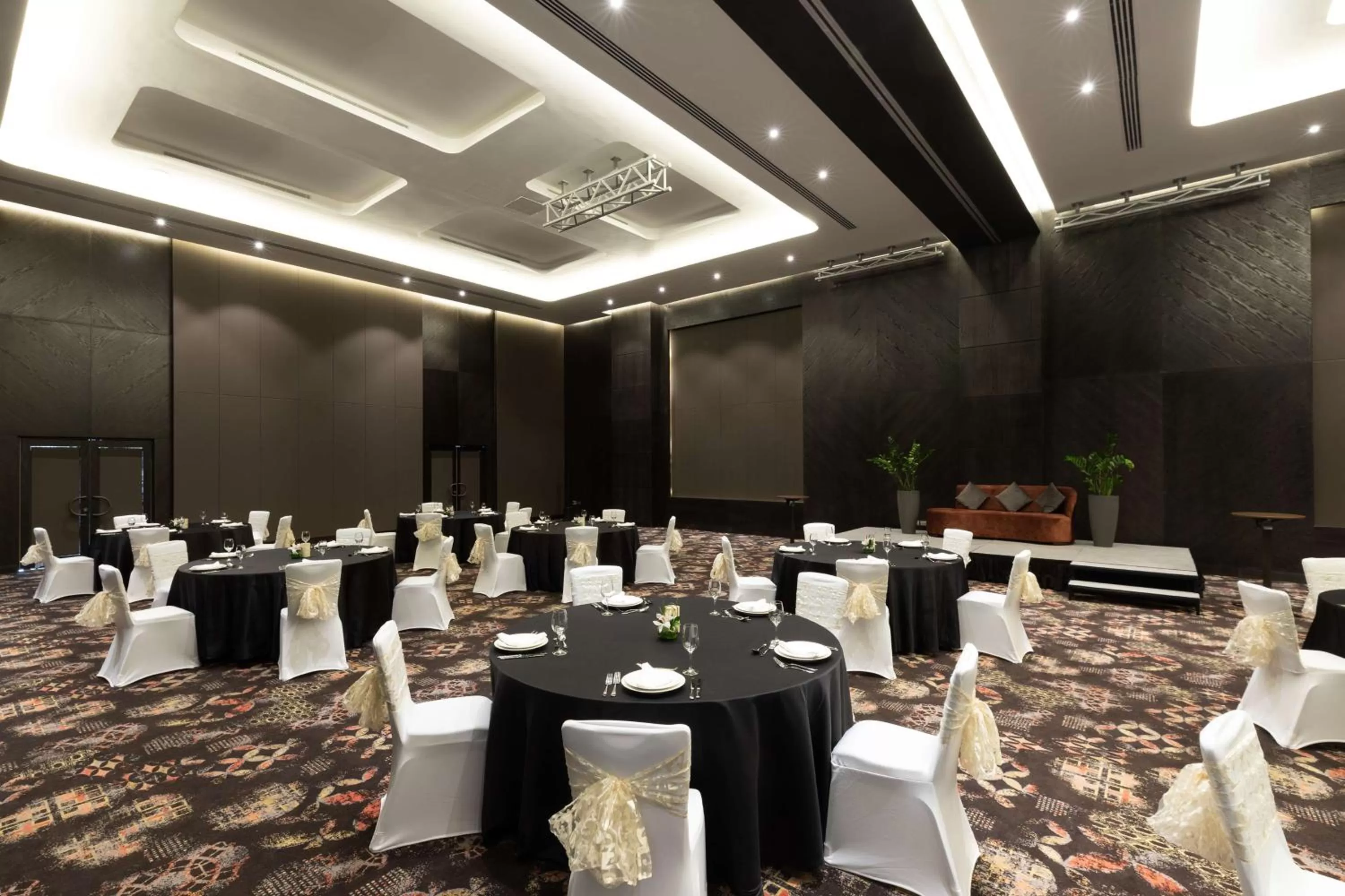 Banquet/Function facilities in Radisson Blu Hotel, Dubai Canal View