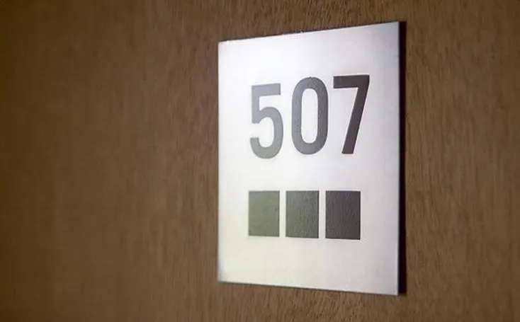 Decorative detail in Urbana Class Hotel