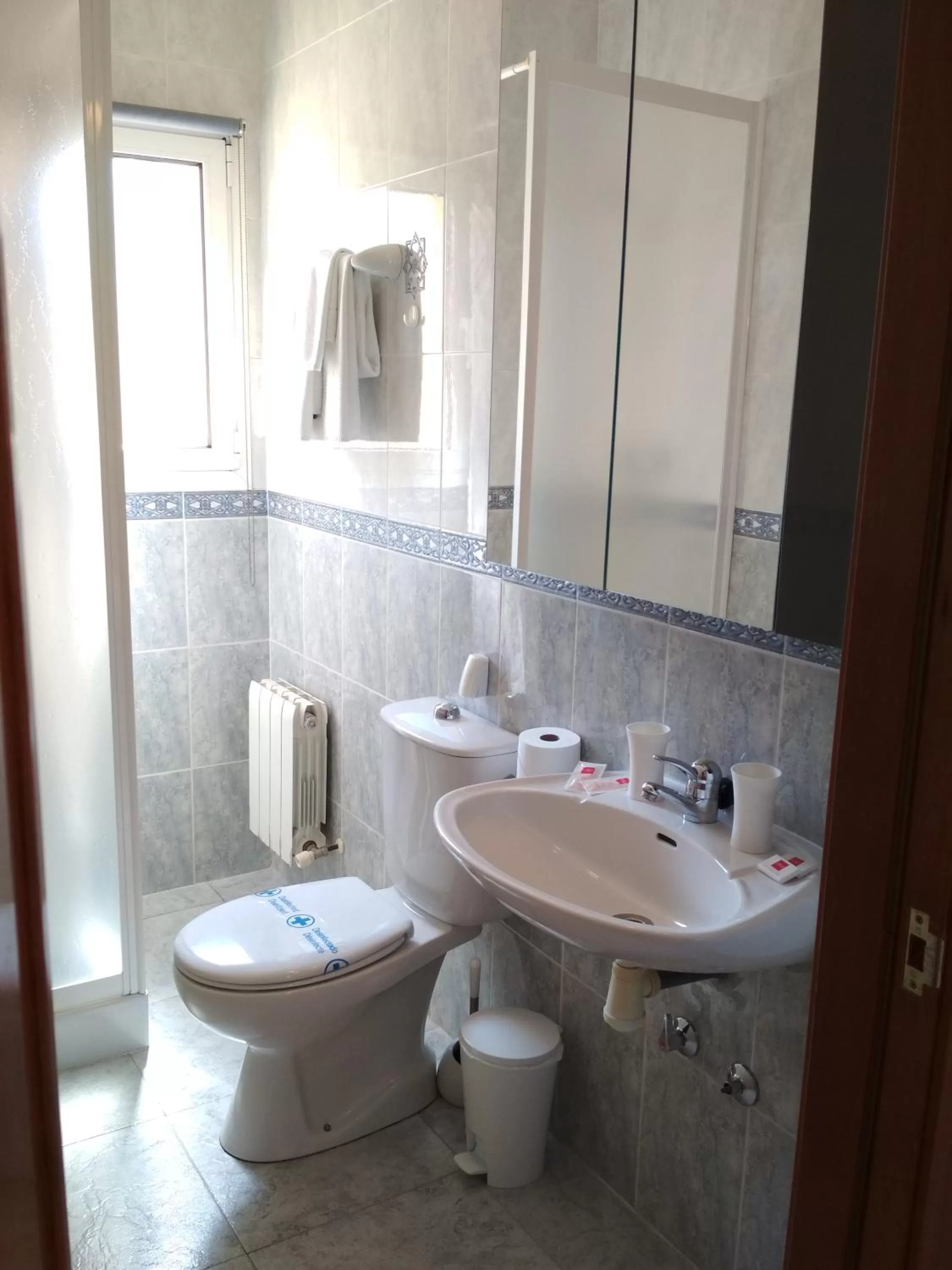 Shower in Hotel Montemar